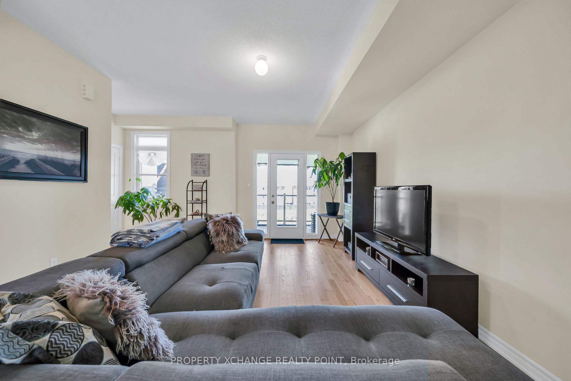 Photo 8 of Unit 603, 2540 William Jackson Drive, Pickering, Duffin Heights — HOMEH