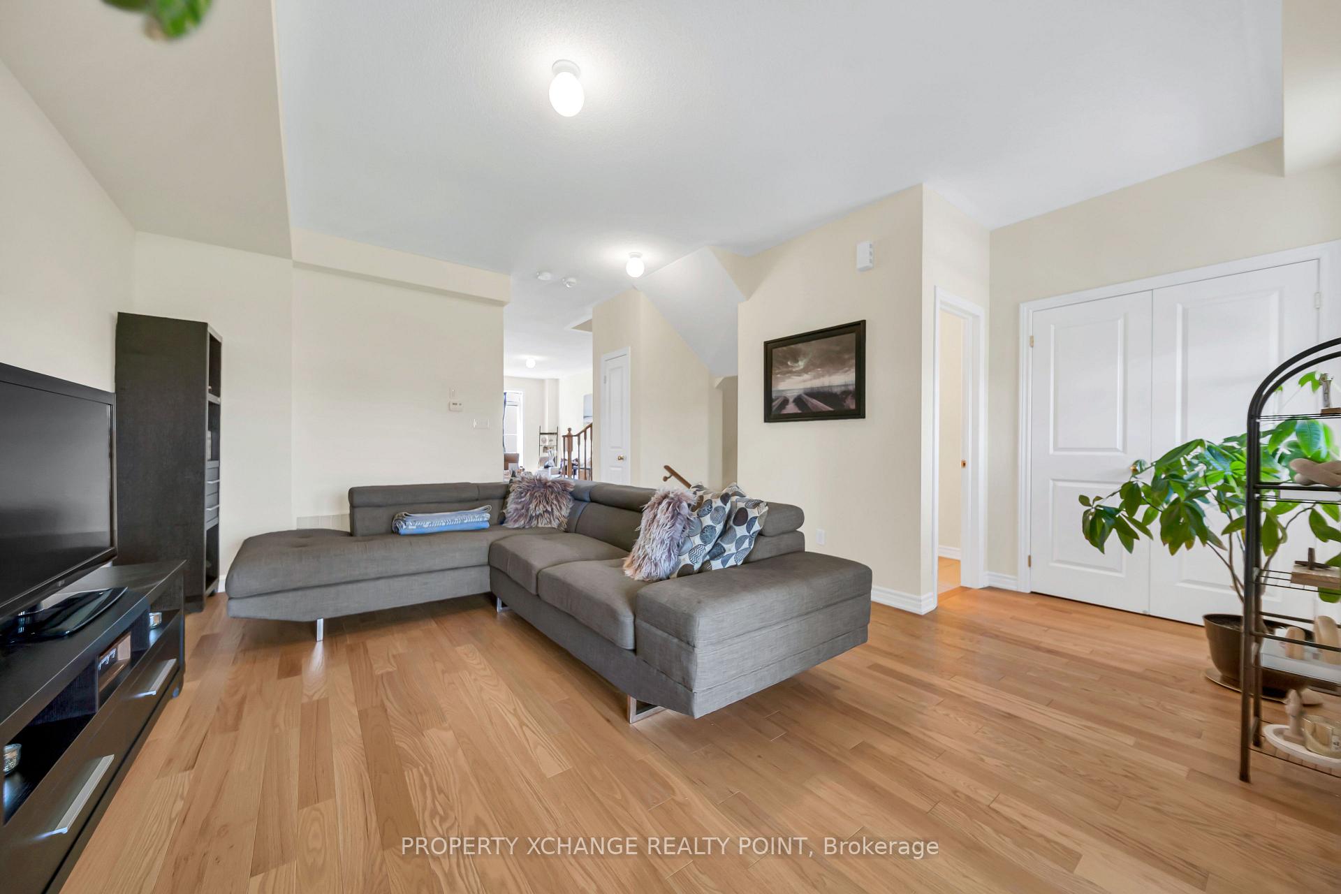 Photo 9 of Unit 603, 2540 William Jackson Drive, Pickering, Duffin Heights — HOMEH