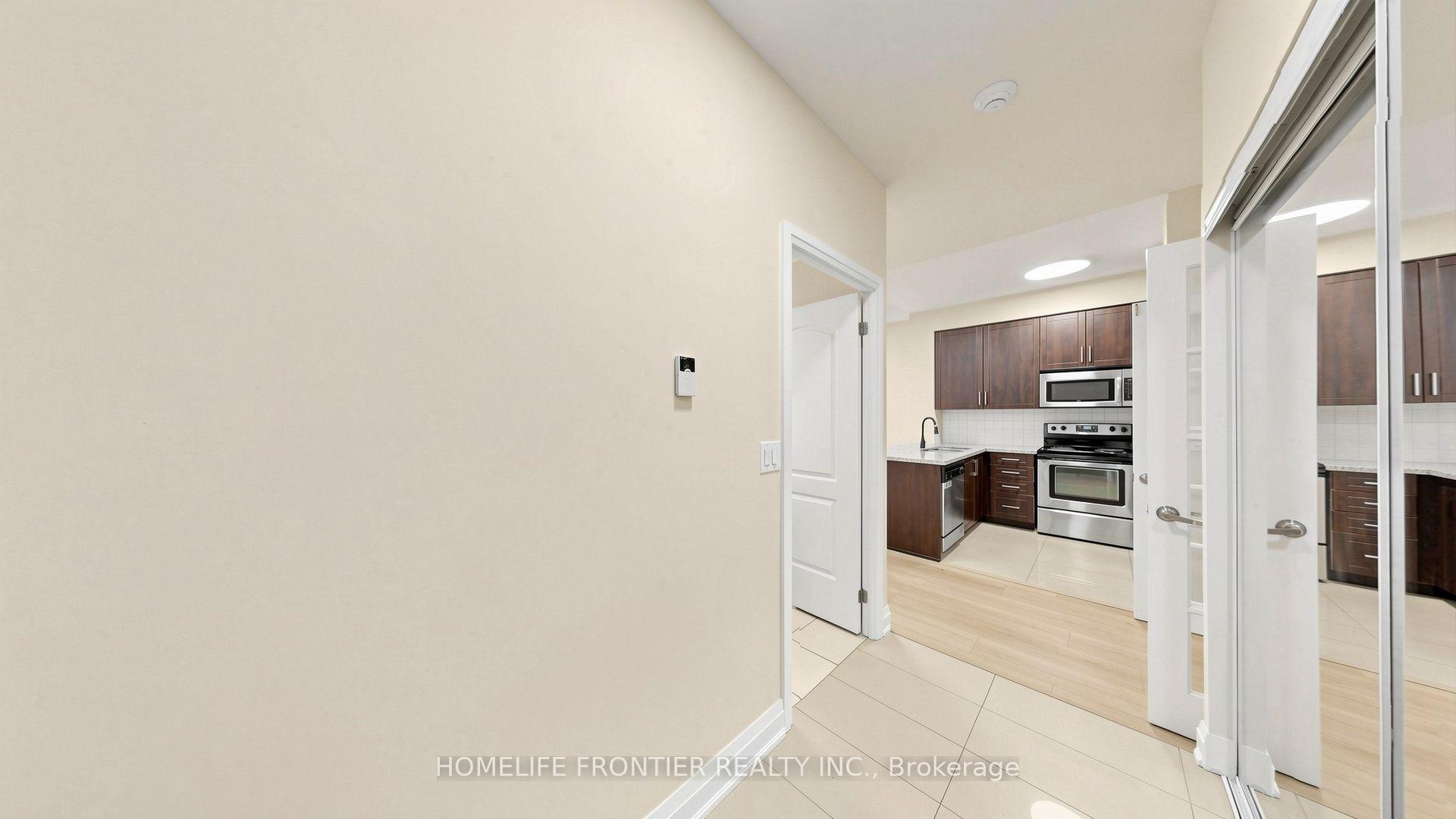 Photo 6 of Unit 108, 20 North Park Road, Vaughan, Beverley Glen — HOMEH