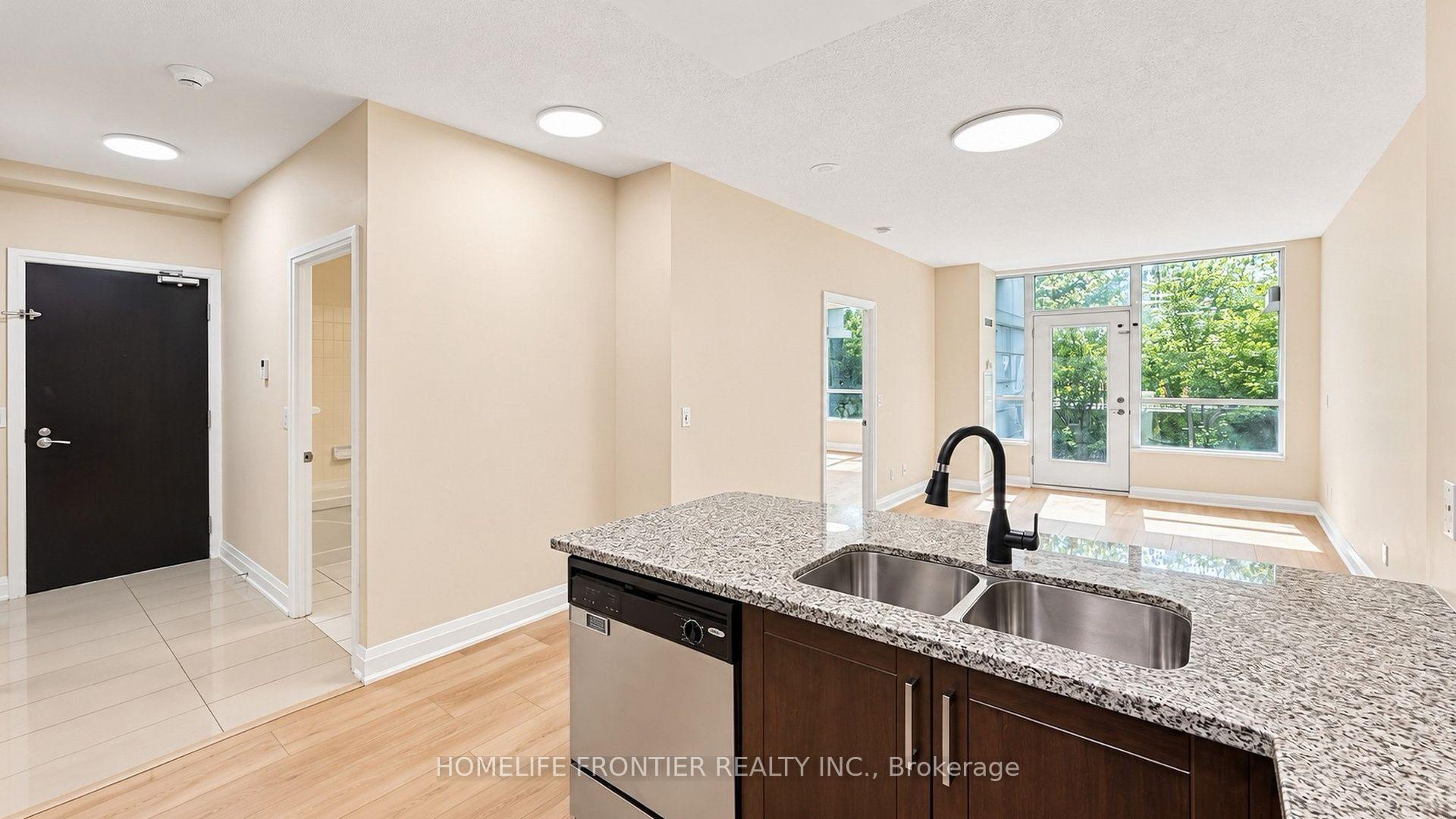 Photo 9 of Unit 108, 20 North Park Road, Vaughan, Beverley Glen — HOMEH