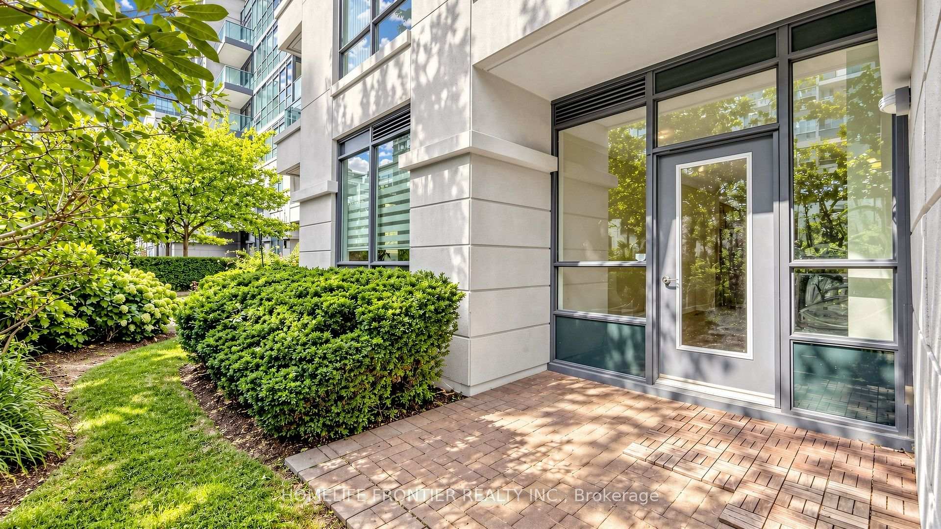Photo 20 of Unit 108, 20 North Park Road, Vaughan, Beverley Glen — HOMEH