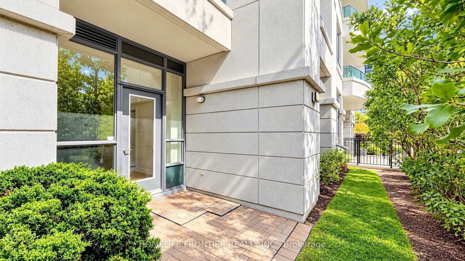 Photo 21 of Unit 108, 20 North Park Road, Vaughan, Beverley Glen — HOMEH