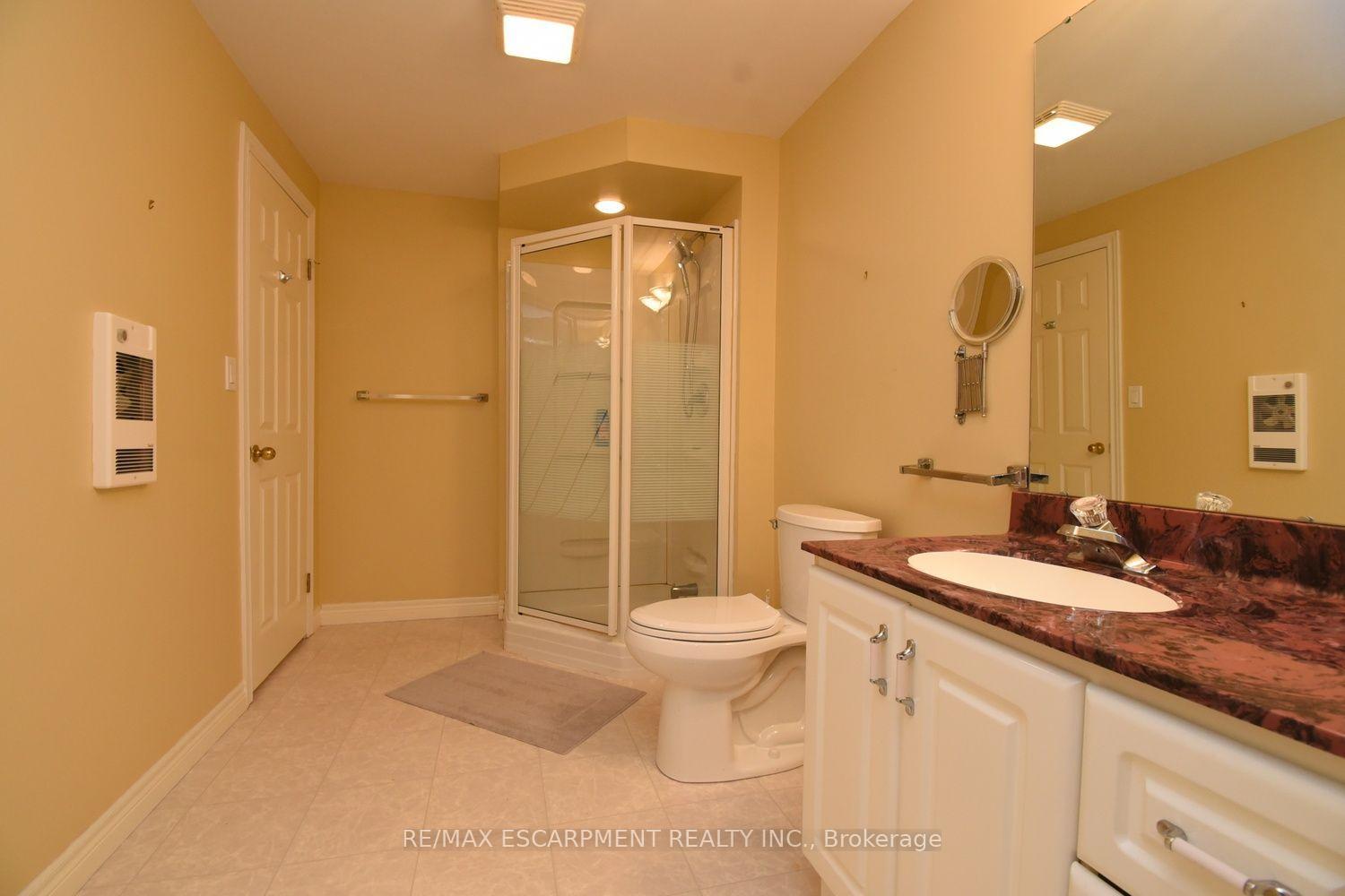 Photo 34 of 715 Bateman Court, Burlington, LaSalle — HOMEH