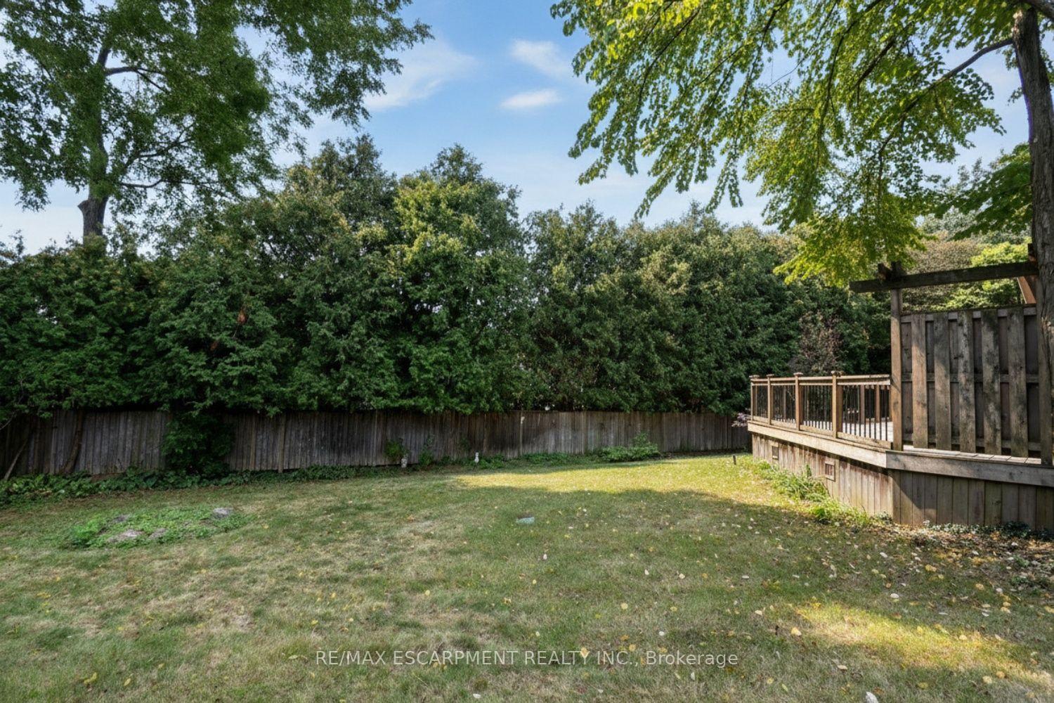 Photo 43 of 715 Bateman Court, Burlington, LaSalle — HOMEH