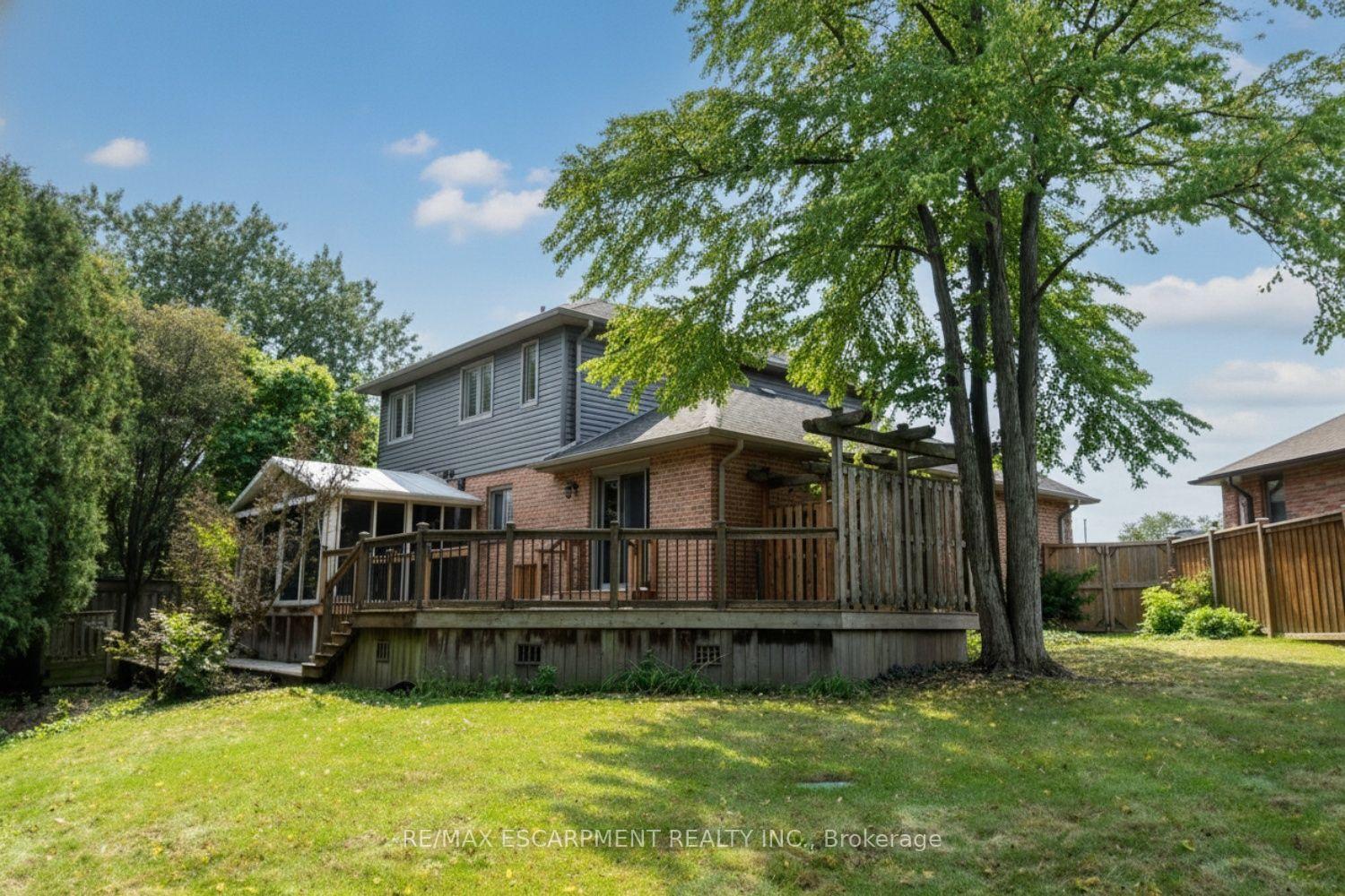 Photo 45 of 715 Bateman Court, Burlington, LaSalle — HOMEH
