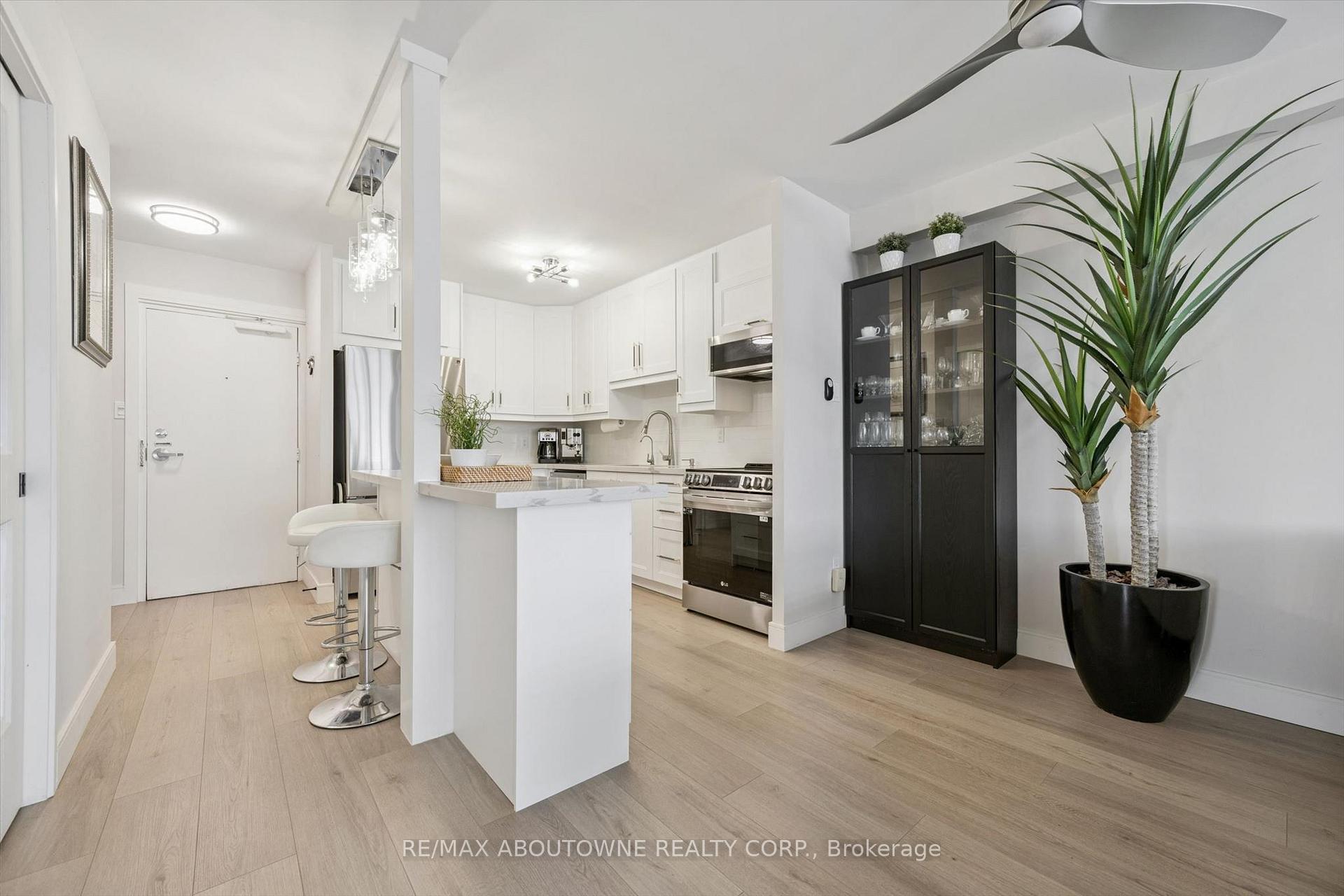 Photo 7 of Unit 1006, 81 Millside Drive, Milton, Old Milton — HOMEH