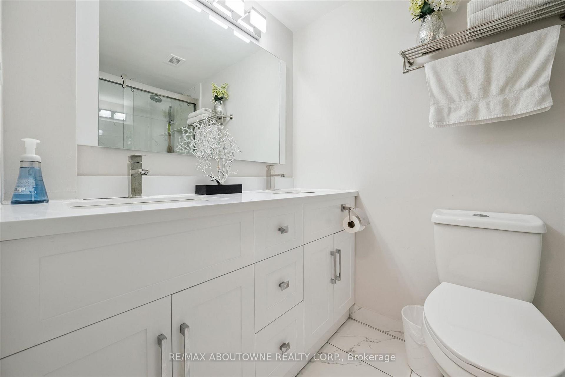 Photo 11 of Unit 1006, 81 Millside Drive, Milton, Old Milton — HOMEH
