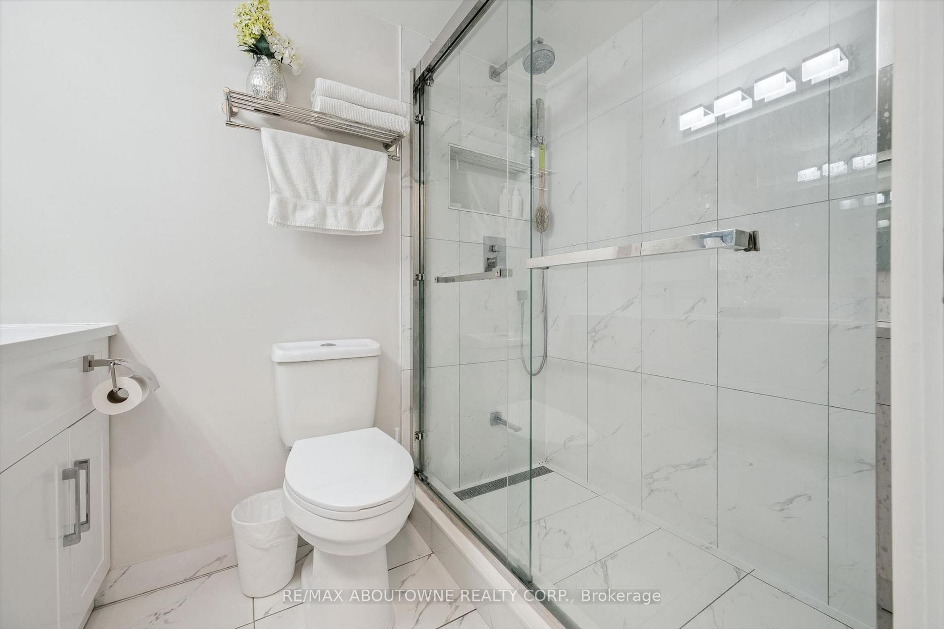 Photo 12 of Unit 1006, 81 Millside Drive, Milton, Old Milton — HOMEH
