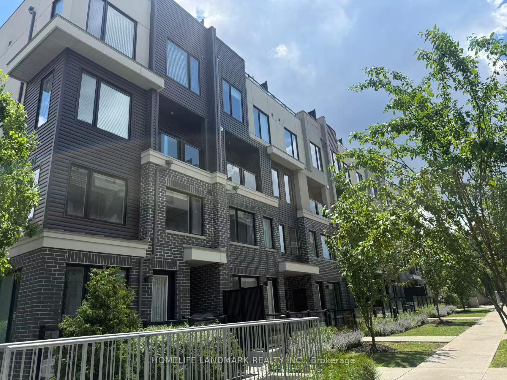 Front of Unit 26, 3472 Widdicombe Way