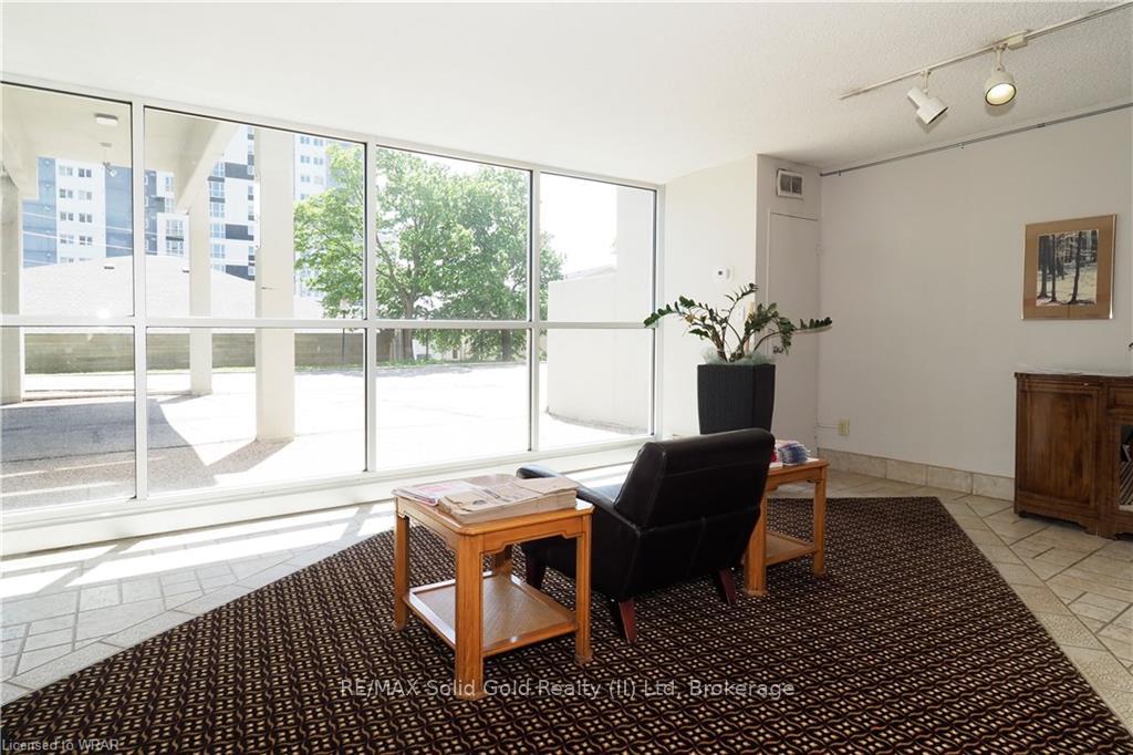 Photo 5 of Unit 1105, 375 King Street N, Waterloo, Lakeshore Village — HOMEH