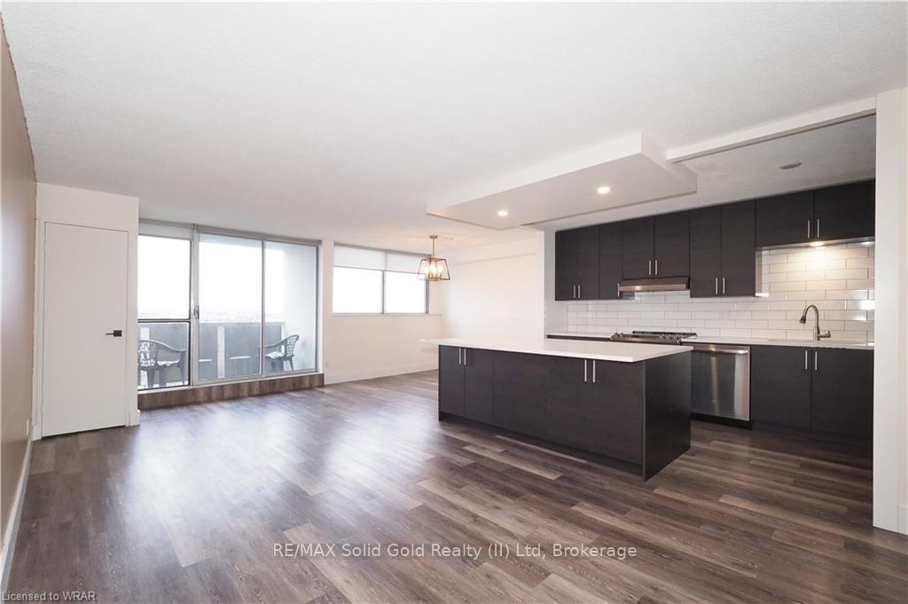 Photo 7 of Unit 1105, 375 King Street N, Waterloo, Lakeshore Village — HOMEH