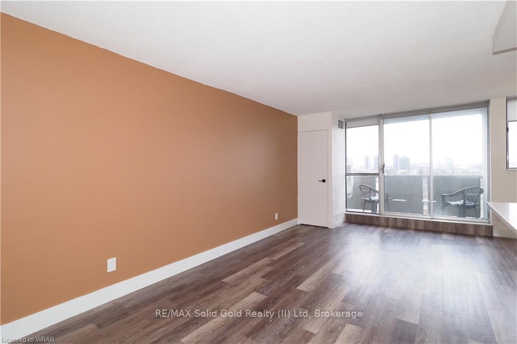 Photo 9 of Unit 1105, 375 King Street N, Waterloo, Lakeshore Village — HOMEH