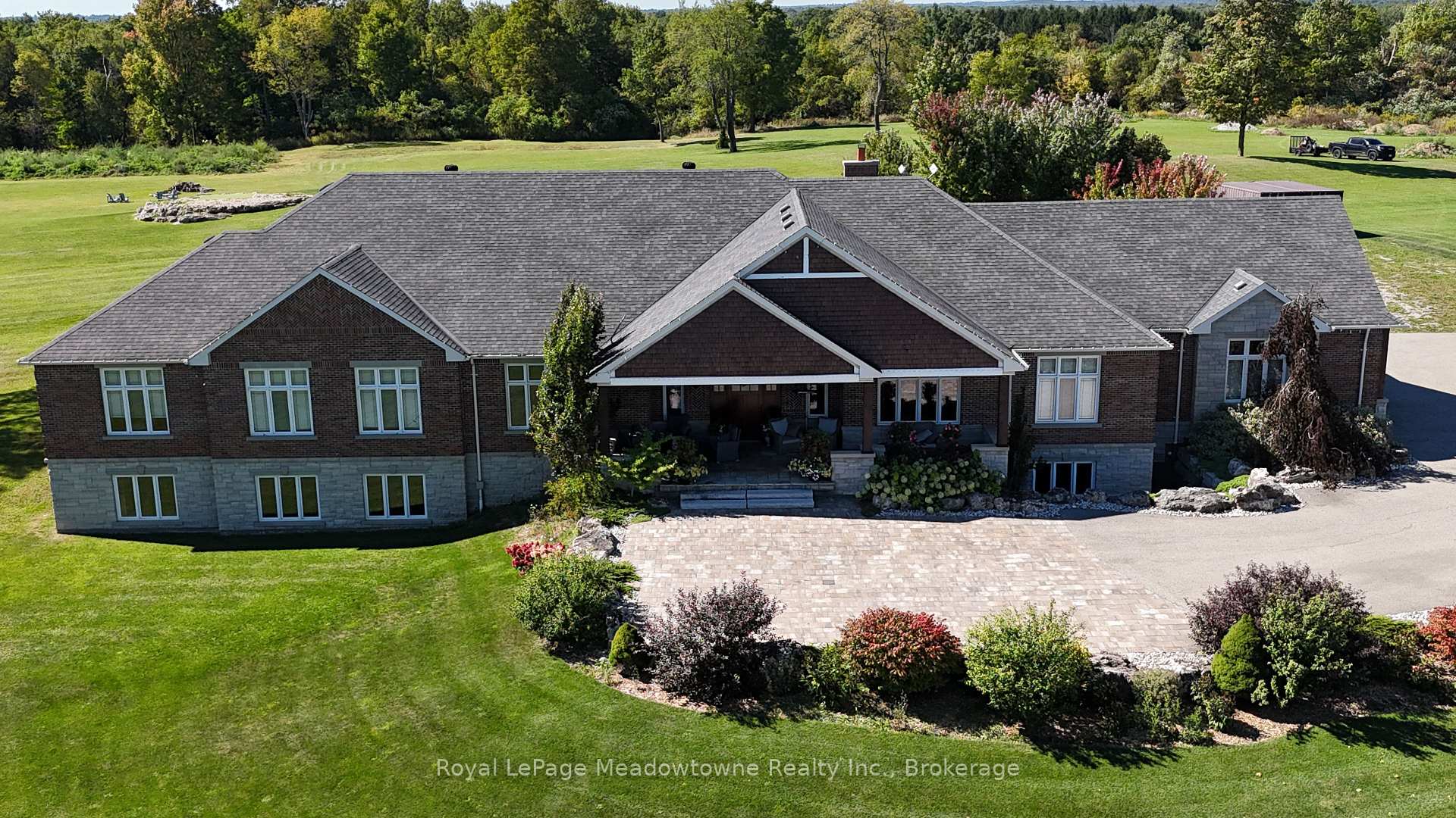 Photo 2 of 7686 Appleby Line, Milton, Rural Milton West — HOMEH