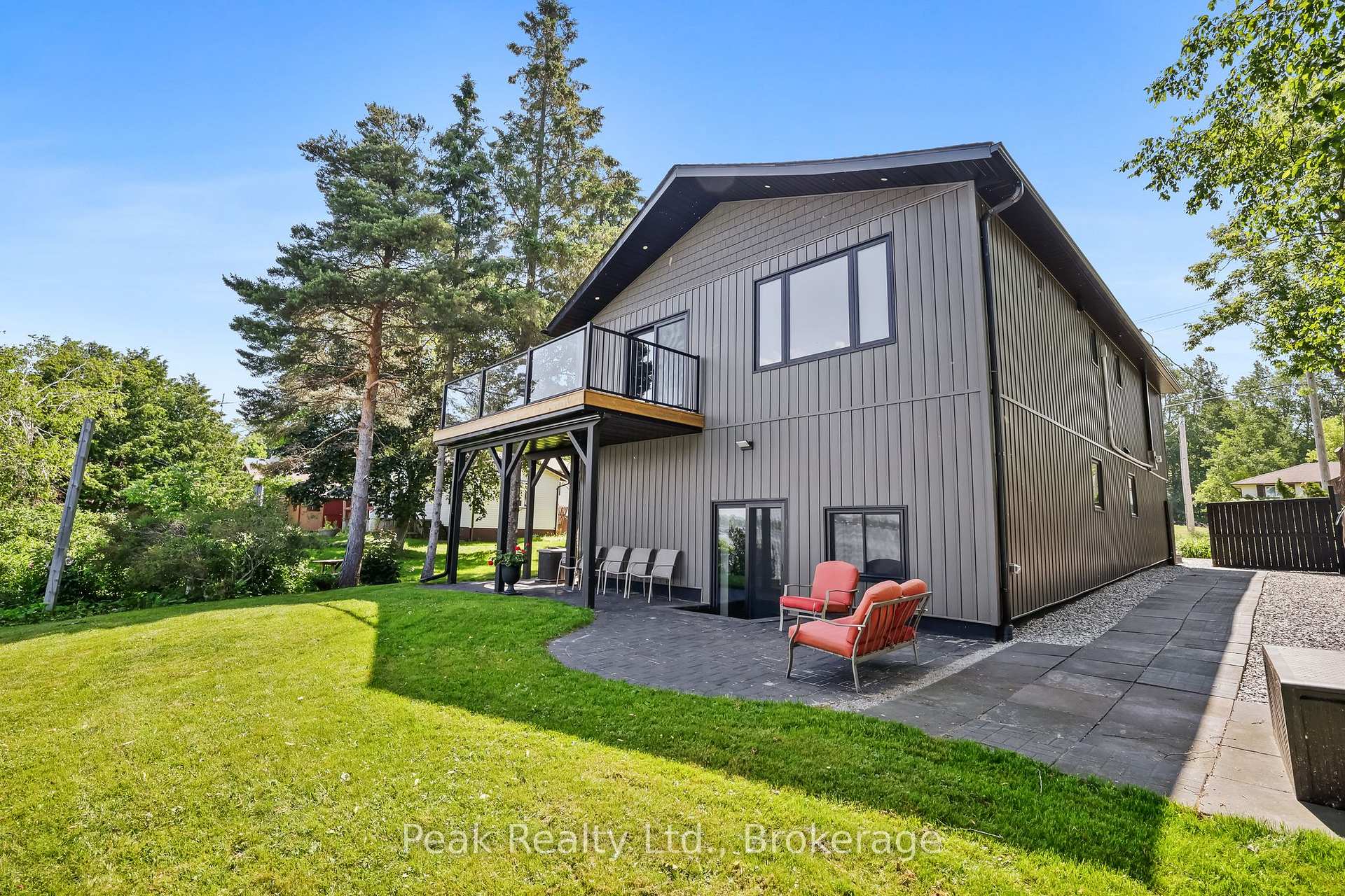 Photo 2 of 5 McGill Drive, Kawartha Lakes, Janetville — HOMEH