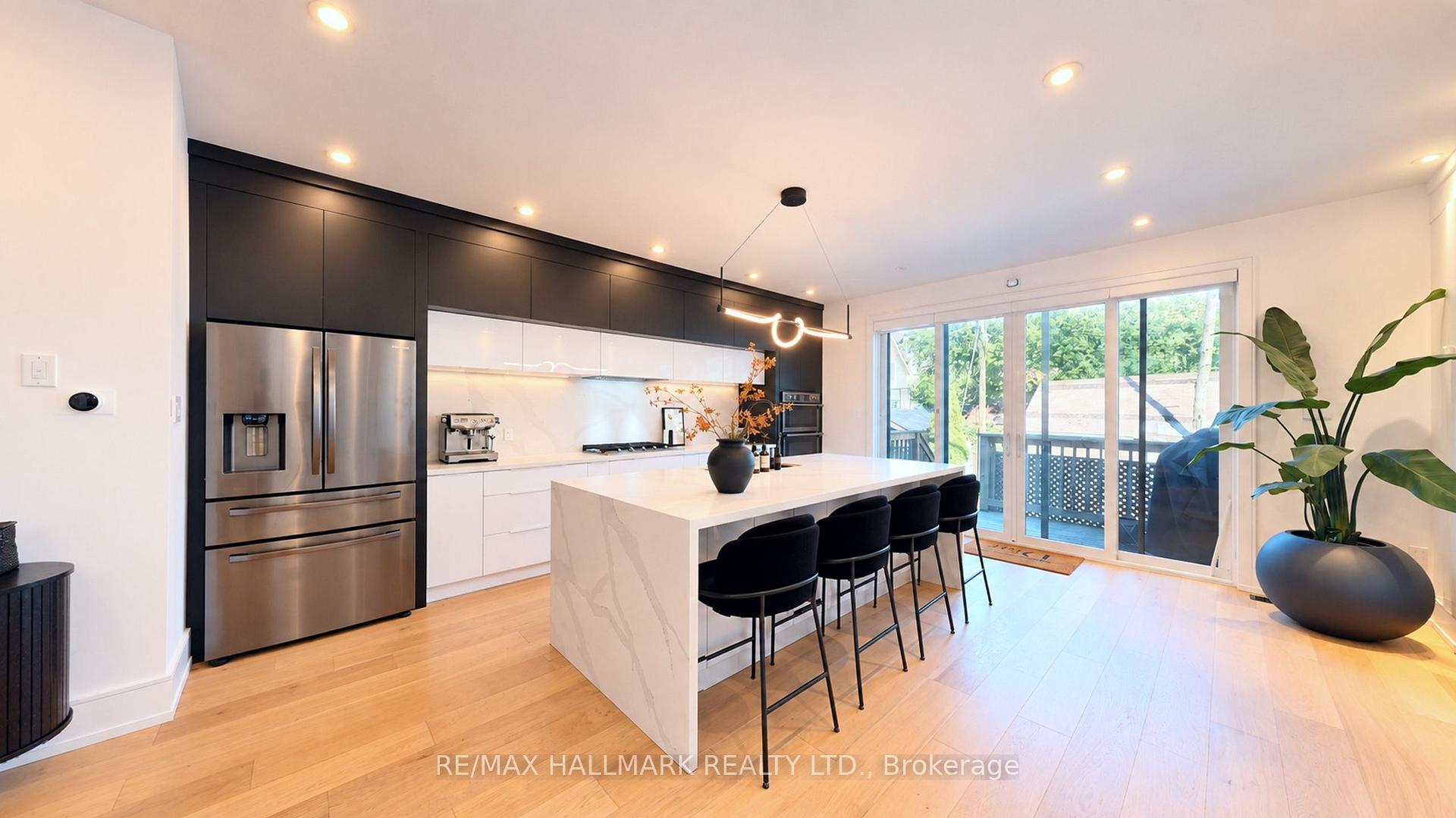 Photo 11 of 33 Kimberley Avenue, Toronto, East End-Danforth — HOMEH