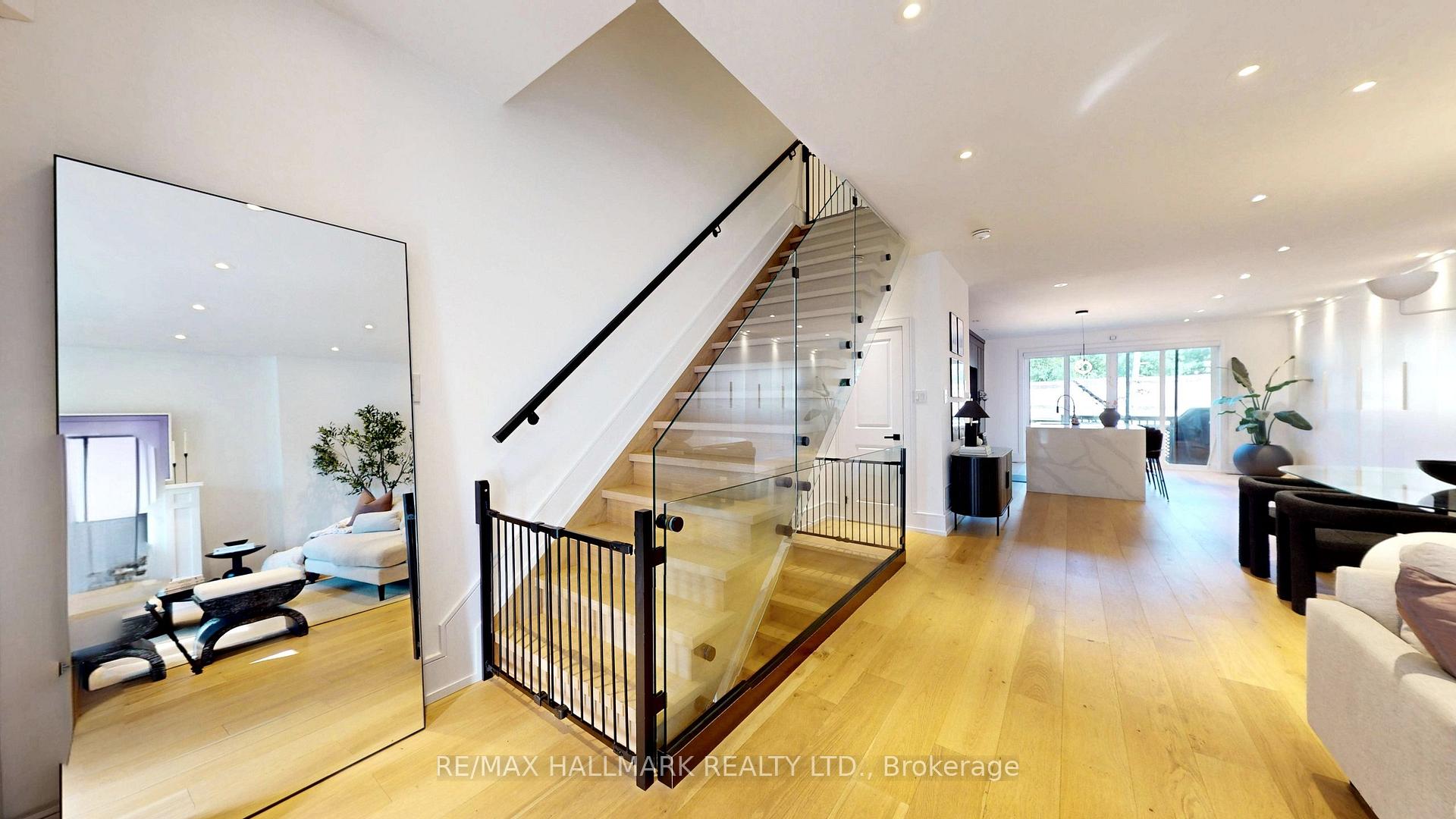 Photo 17 of 33 Kimberley Avenue, Toronto, East End-Danforth — HOMEH