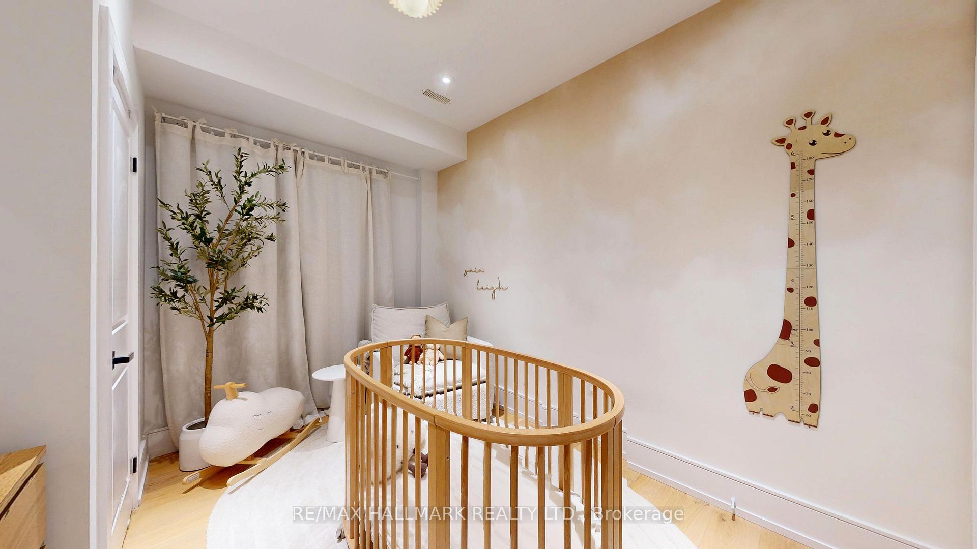 Photo 26 of 33 Kimberley Avenue, Toronto, East End-Danforth — HOMEH