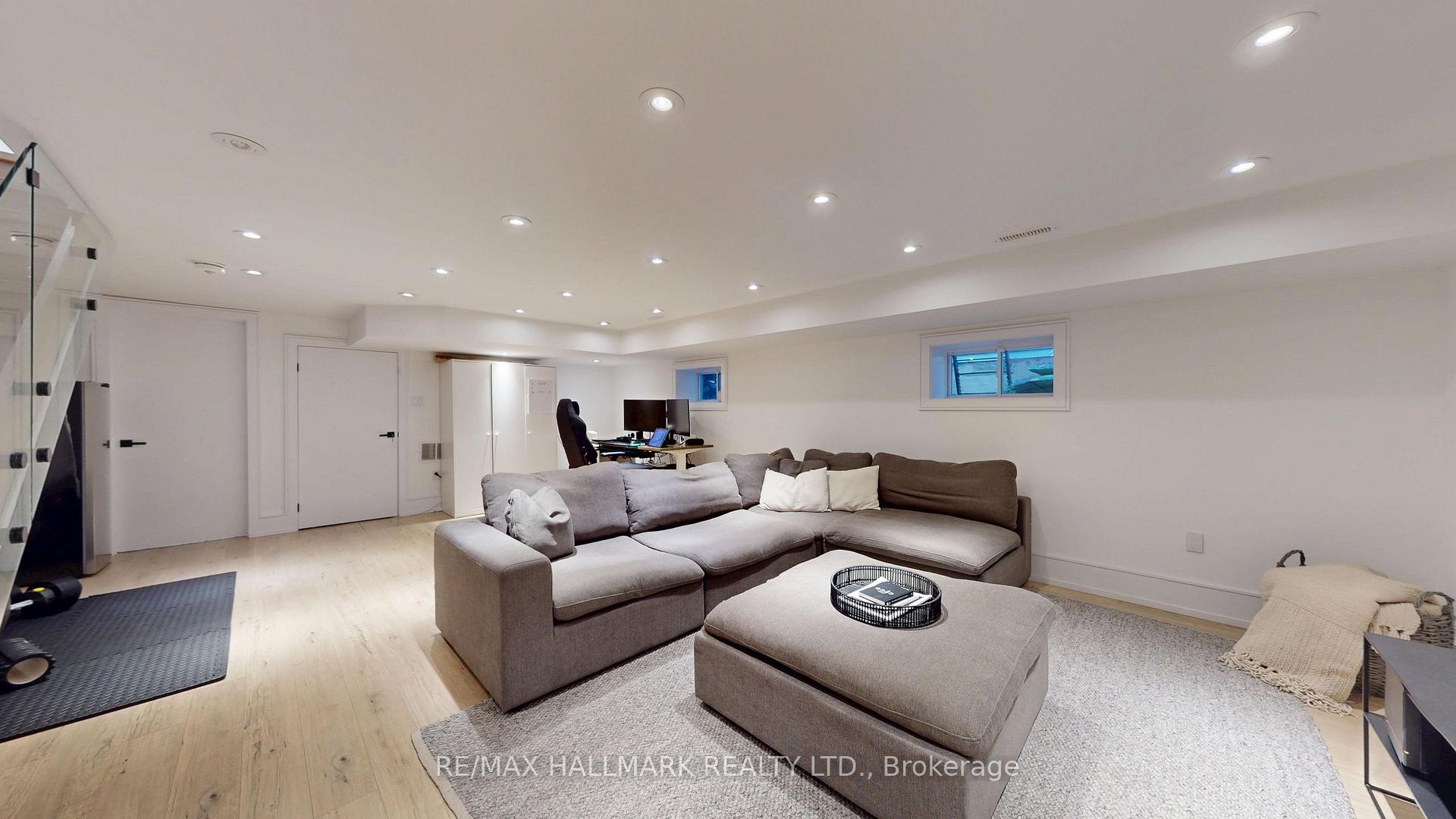 Photo 34 of 33 Kimberley Avenue, Toronto, East End-Danforth — HOMEH