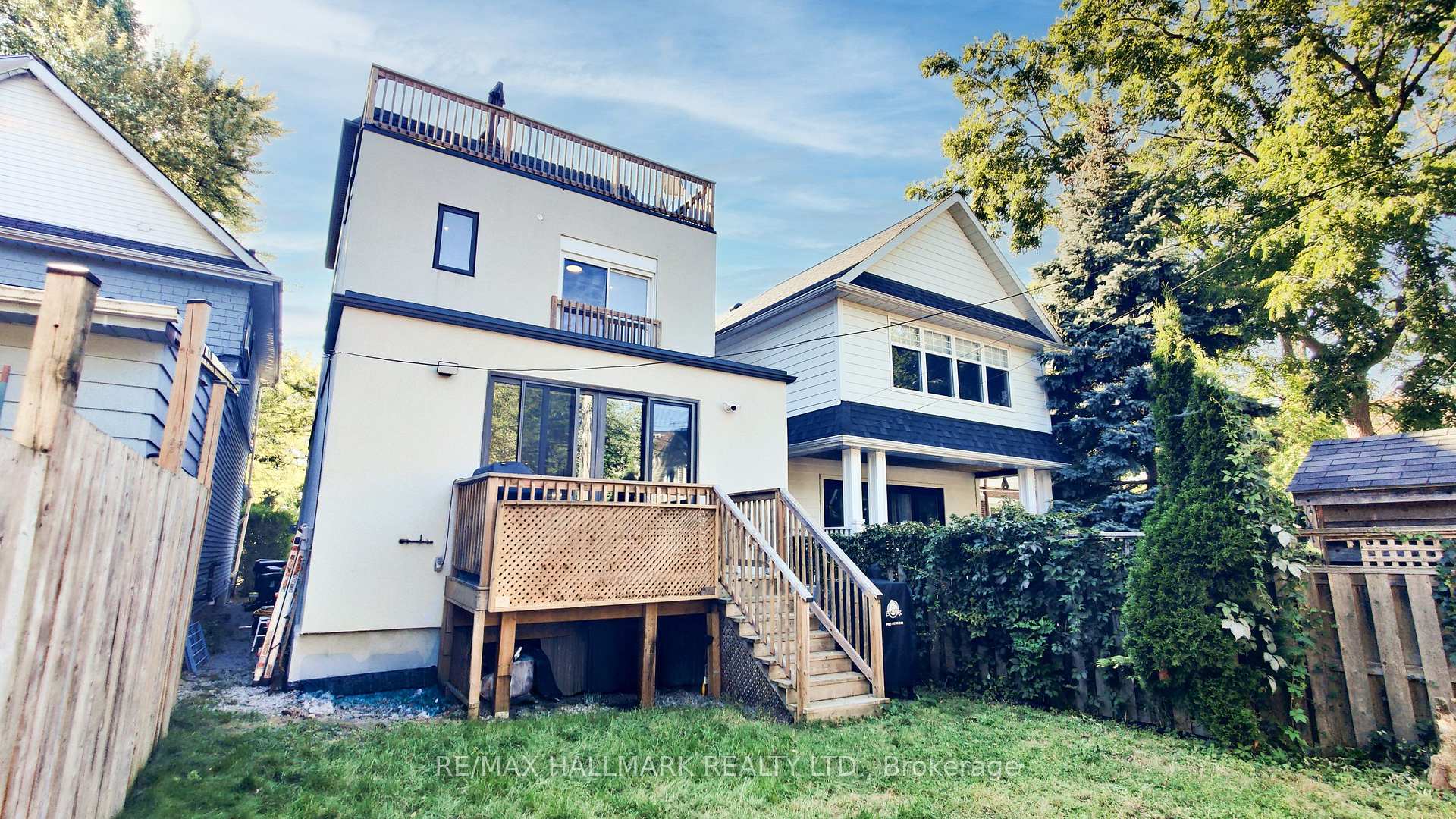 Photo 40 of 33 Kimberley Avenue, Toronto, East End-Danforth — HOMEH