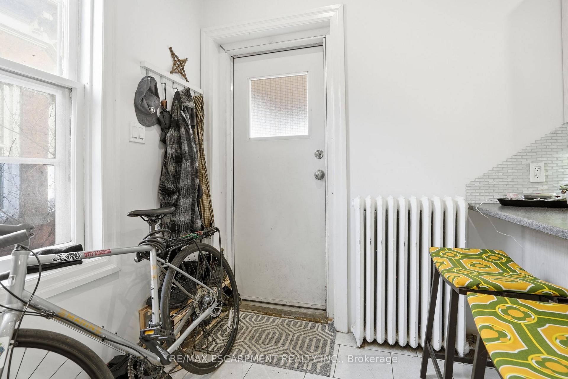 Photo 20 of 147 Emerald Street S, Hamilton, Stinson — HOMEH