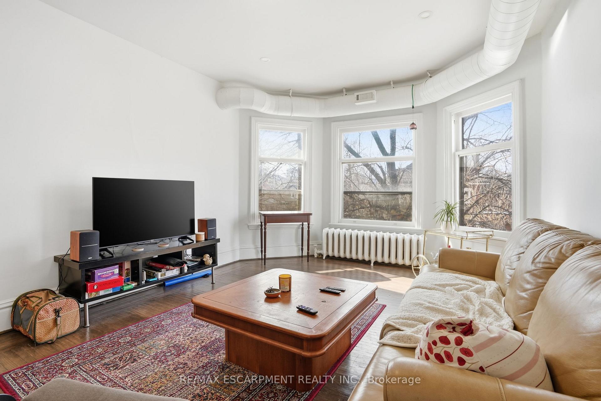 Photo 30 of 147 Emerald Street S, Hamilton, Stinson — HOMEH