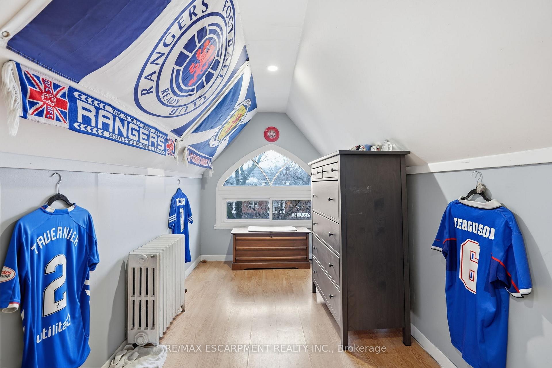 Photo 41 of 147 Emerald Street S, Hamilton, Stinson — HOMEH