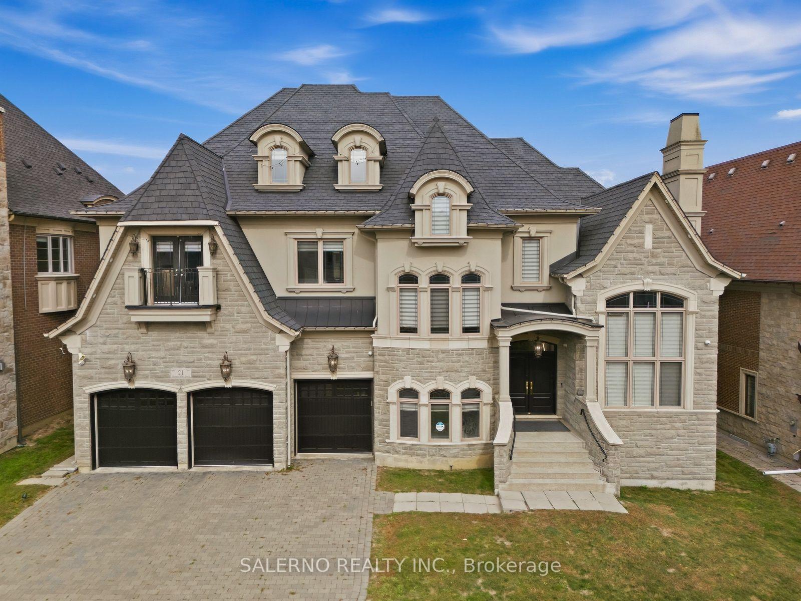 Photo 2 of 21 Autumn Wind Court, Vaughan, Kleinburg — HOMEH