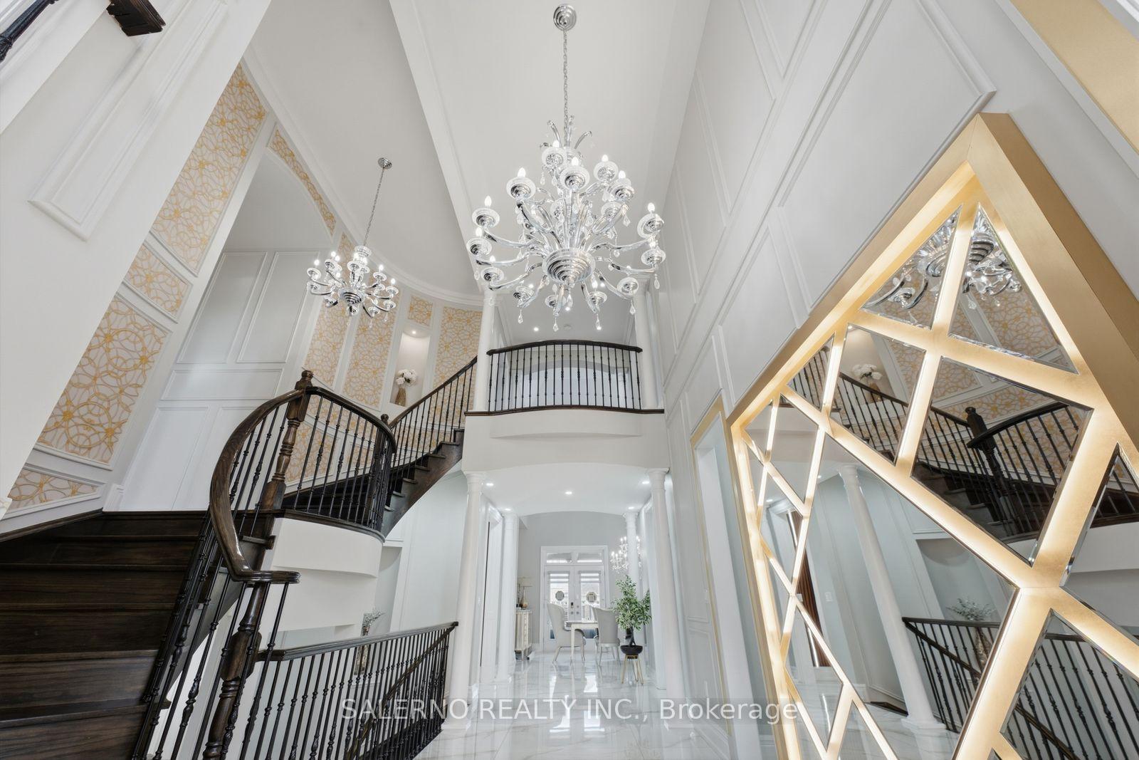 Photo 6 of 21 Autumn Wind Court, Vaughan, Kleinburg — HOMEH