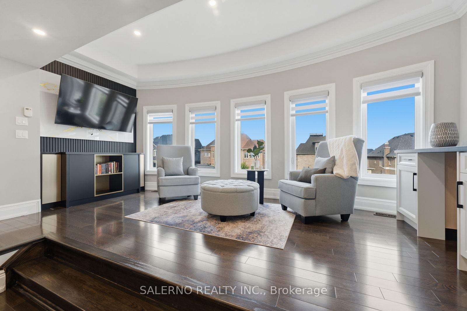 Photo 22 of 21 Autumn Wind Court, Vaughan, Kleinburg — HOMEH