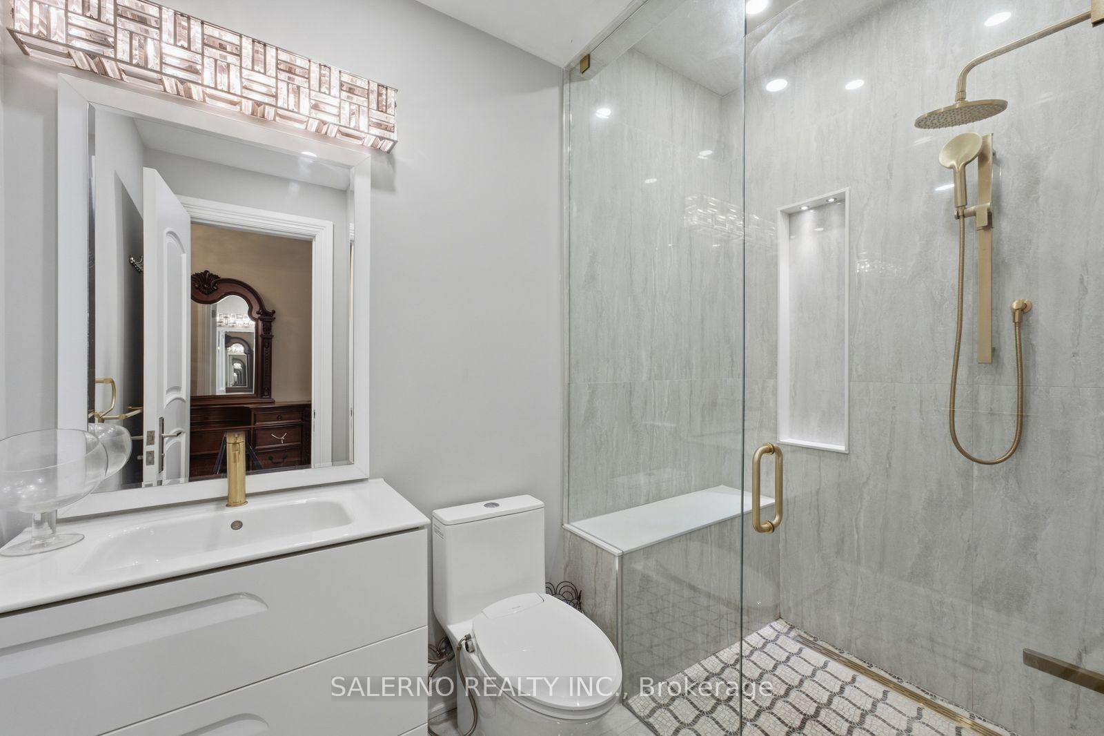 Photo 31 of 21 Autumn Wind Court, Vaughan, Kleinburg — HOMEH
