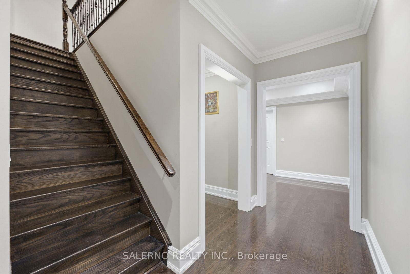 Photo 32 of 21 Autumn Wind Court, Vaughan, Kleinburg — HOMEH
