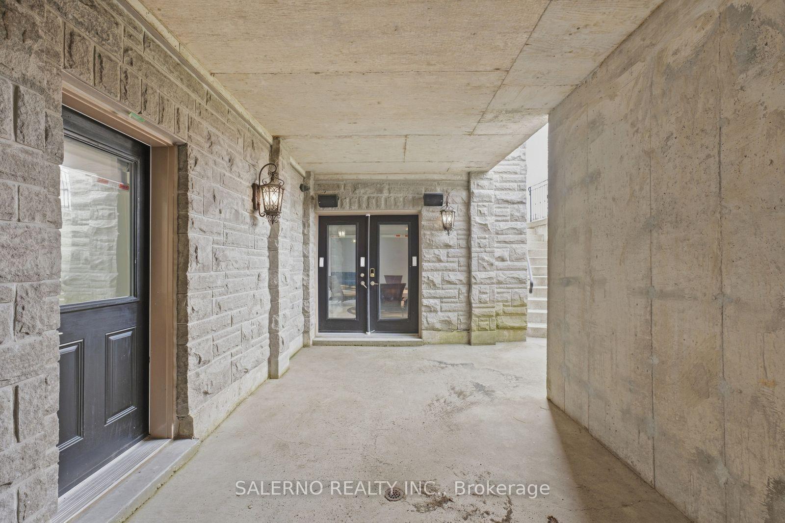 Photo 42 of 21 Autumn Wind Court, Vaughan, Kleinburg — HOMEH