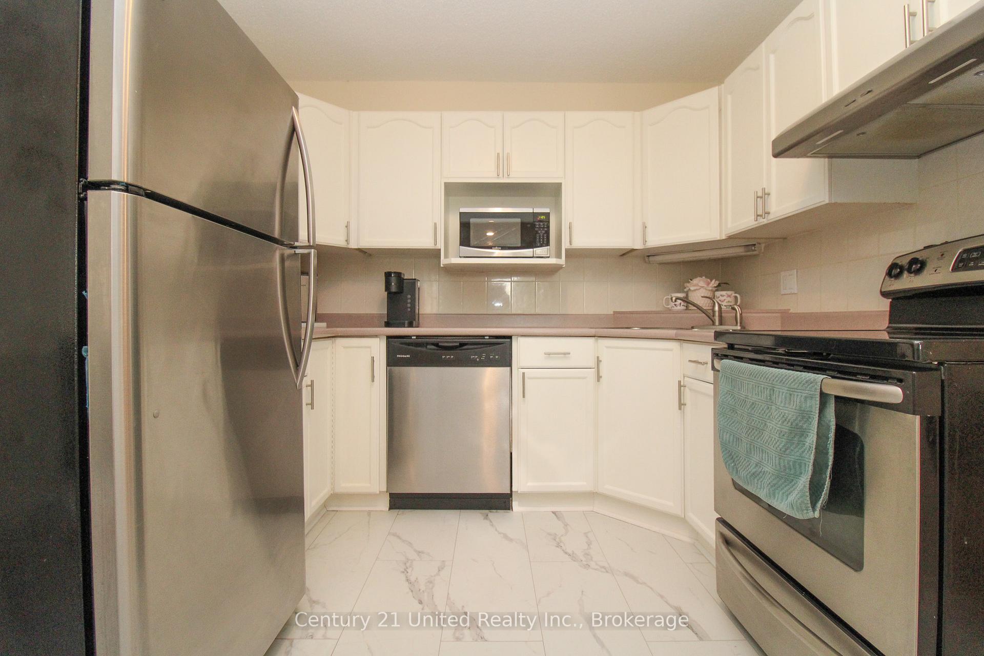 Photo 9 of Unit 204, 1110 Clonsilla Avenue, Peterborough, Otonabee Ward 1 — HOMEH