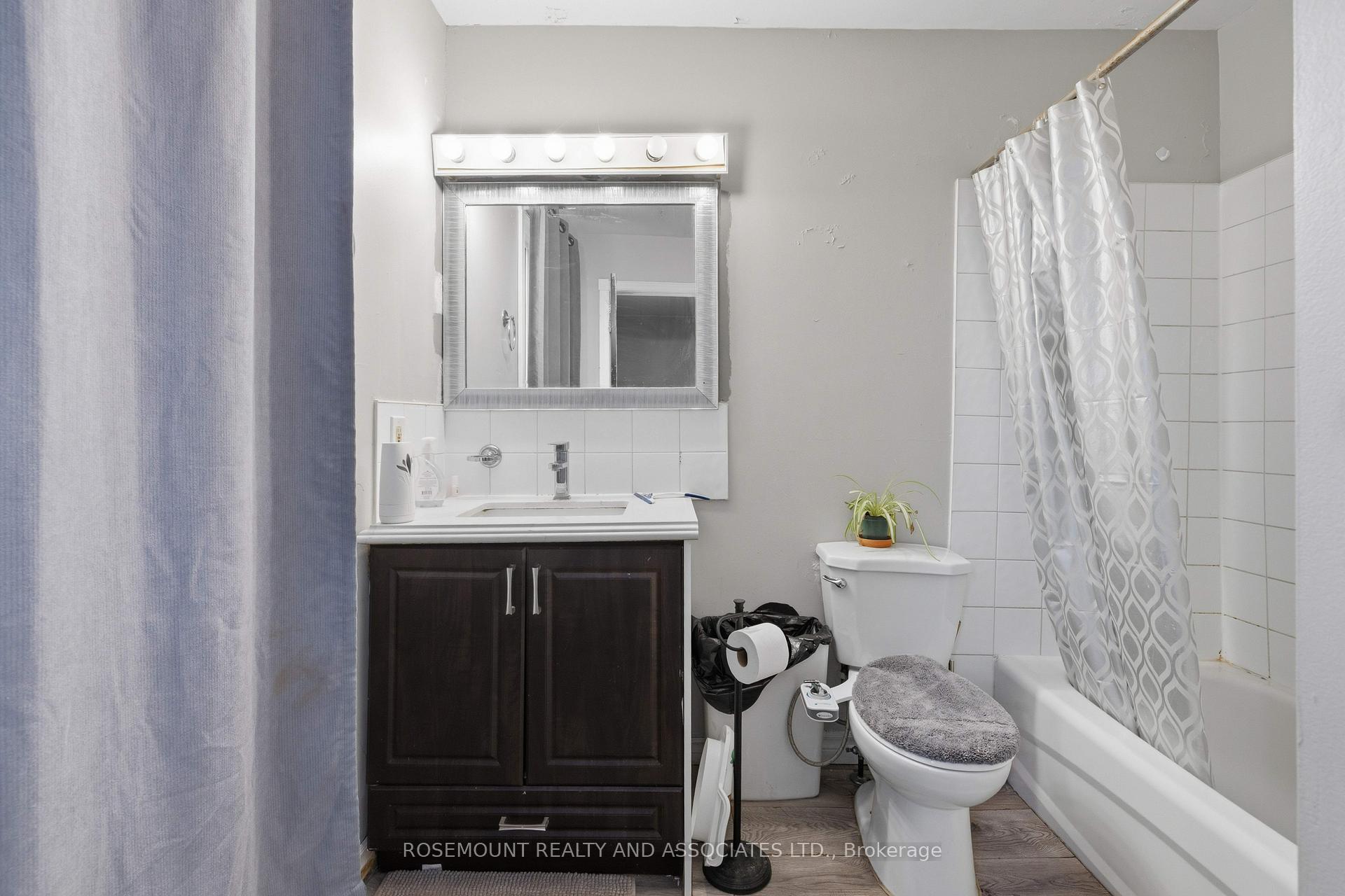 Photo 16 of 287 Sutherland Drive, Kingston, Rideau — HOMEH