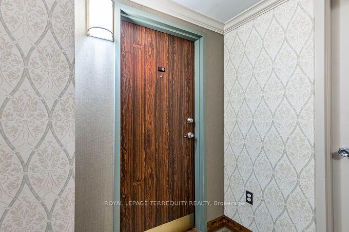 Photo 24 of Unit 1102, 812 Burnhamthorpe Road, Etobicoke, Markland Wood — HOMEH