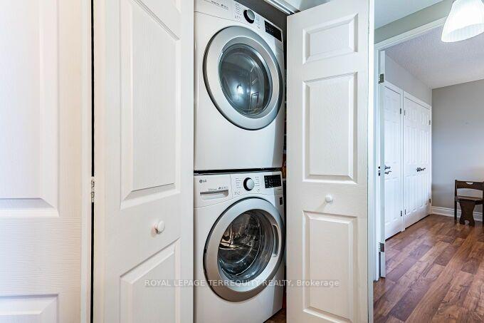 Photo 72 of Unit 1102, 812 Burnhamthorpe Road, Etobicoke, Markland Wood — HOMEH