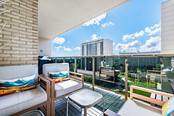 Photo 78 of Unit 1102, 812 Burnhamthorpe Road, Etobicoke, Markland Wood — HOMEH
