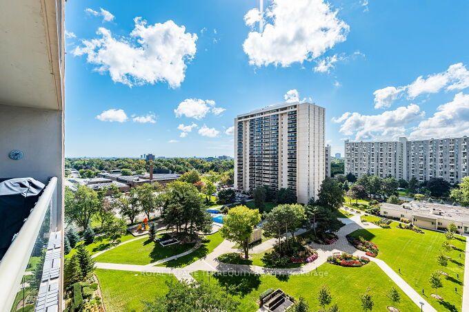 Photo 80 of Unit 1102, 812 Burnhamthorpe Road, Etobicoke, Markland Wood — HOMEH