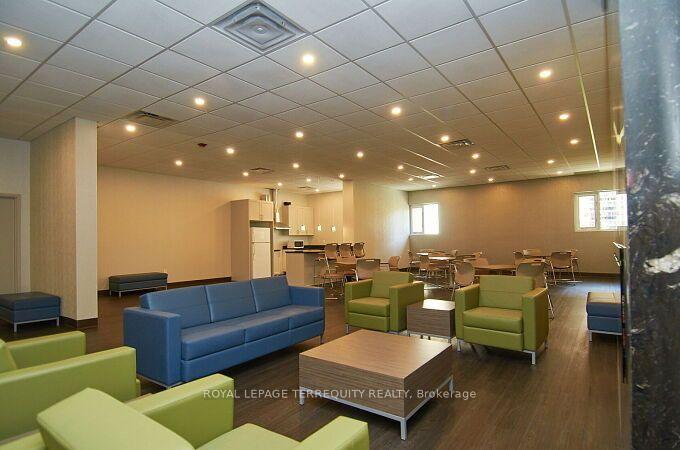 Photo 90 of Unit 1102, 812 Burnhamthorpe Road, Etobicoke, Markland Wood — HOMEH