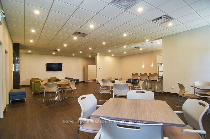 Photo 91 of Unit 1102, 812 Burnhamthorpe Road, Etobicoke, Markland Wood — HOMEH