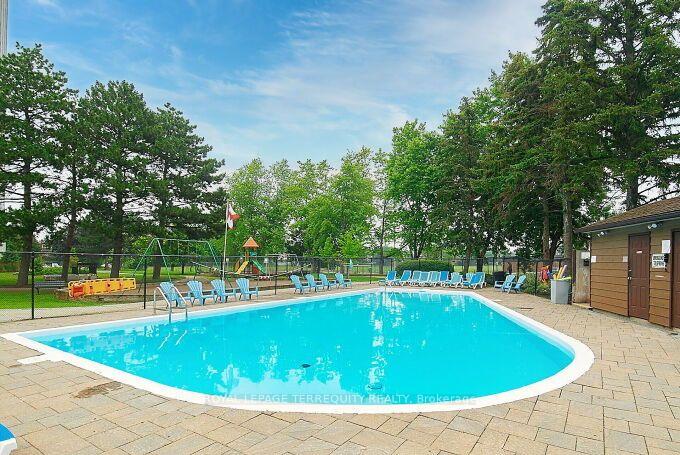 Photo 92 of Unit 1102, 812 Burnhamthorpe Road, Etobicoke, Markland Wood — HOMEH