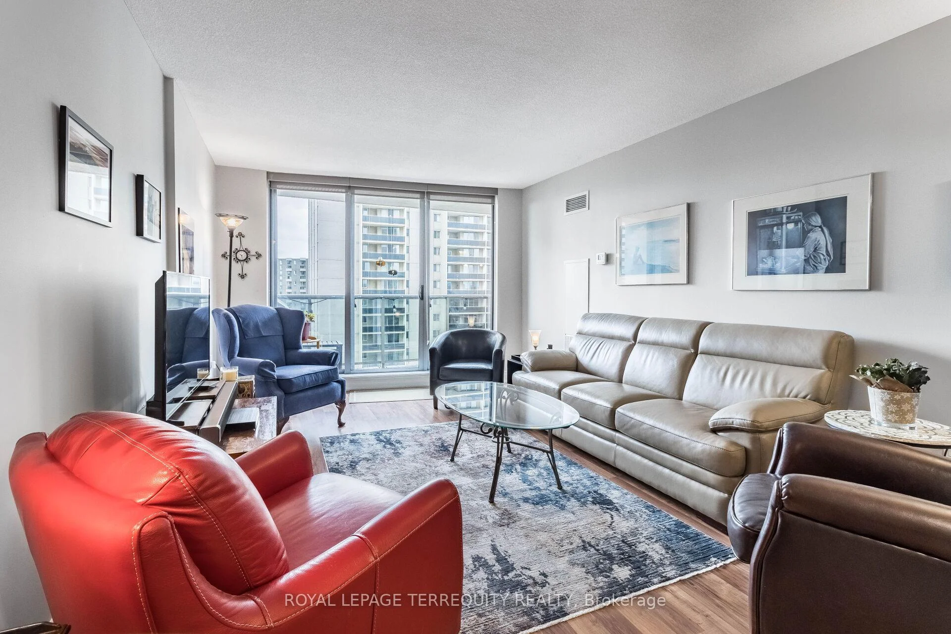 Photo 25 of Unit 1102, 812 Burnhamthorpe Road, Etobicoke, Markland Wood — HOMEH