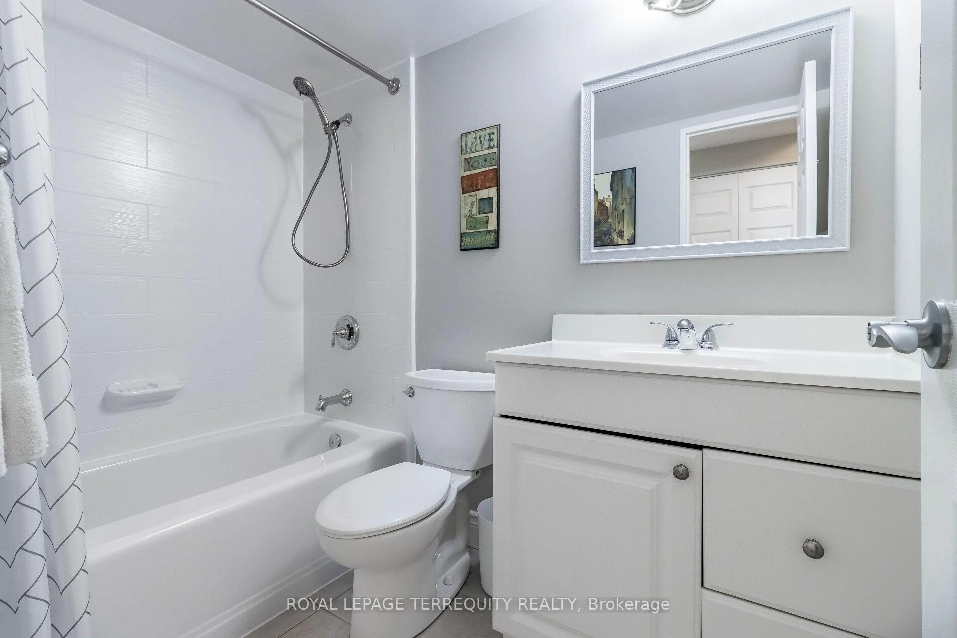 Photo 57 of Unit 1102, 812 Burnhamthorpe Road, Etobicoke, Markland Wood — HOMEH