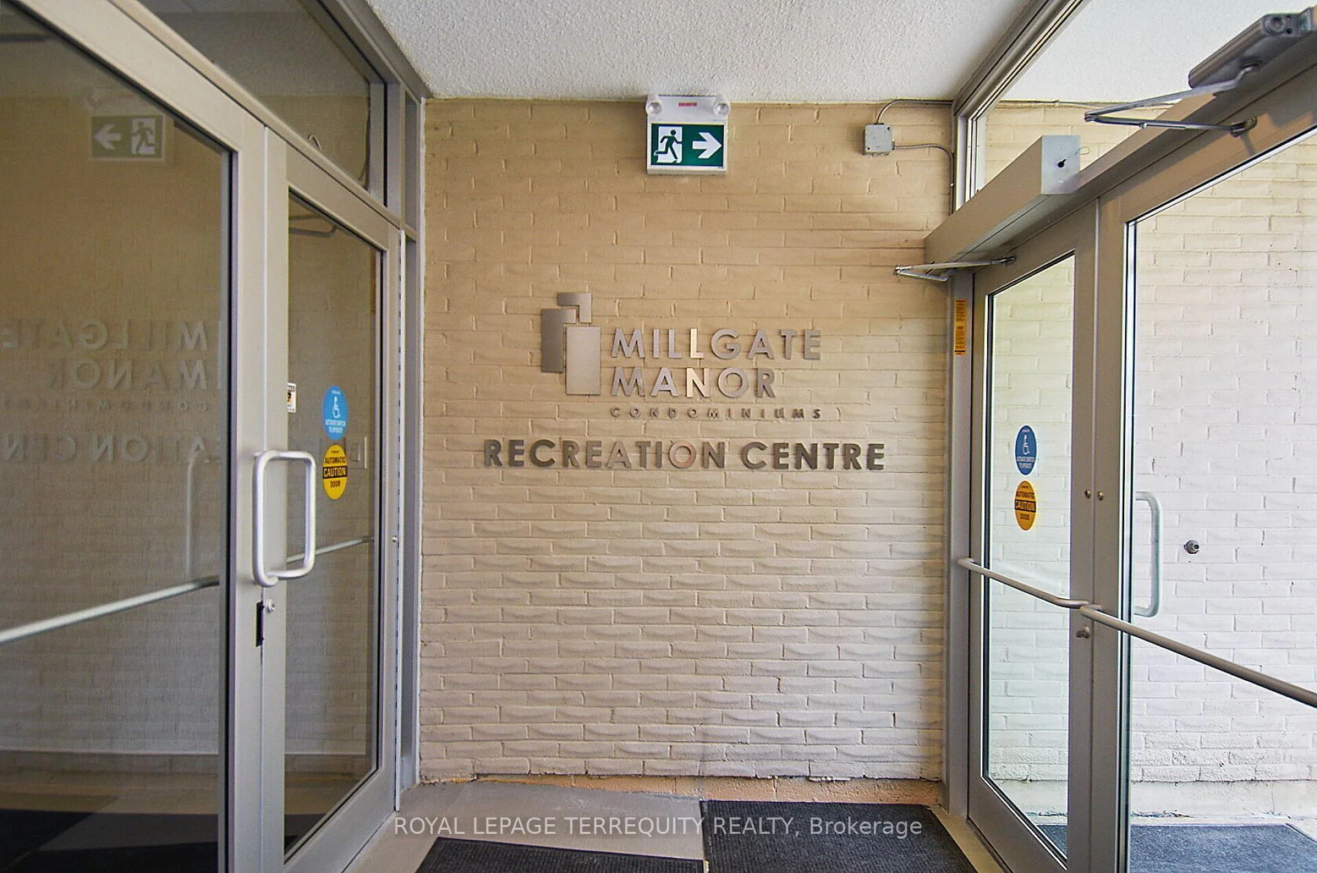 Photo 73 of Unit 1102, 812 Burnhamthorpe Road, Etobicoke, Markland Wood — HOMEH