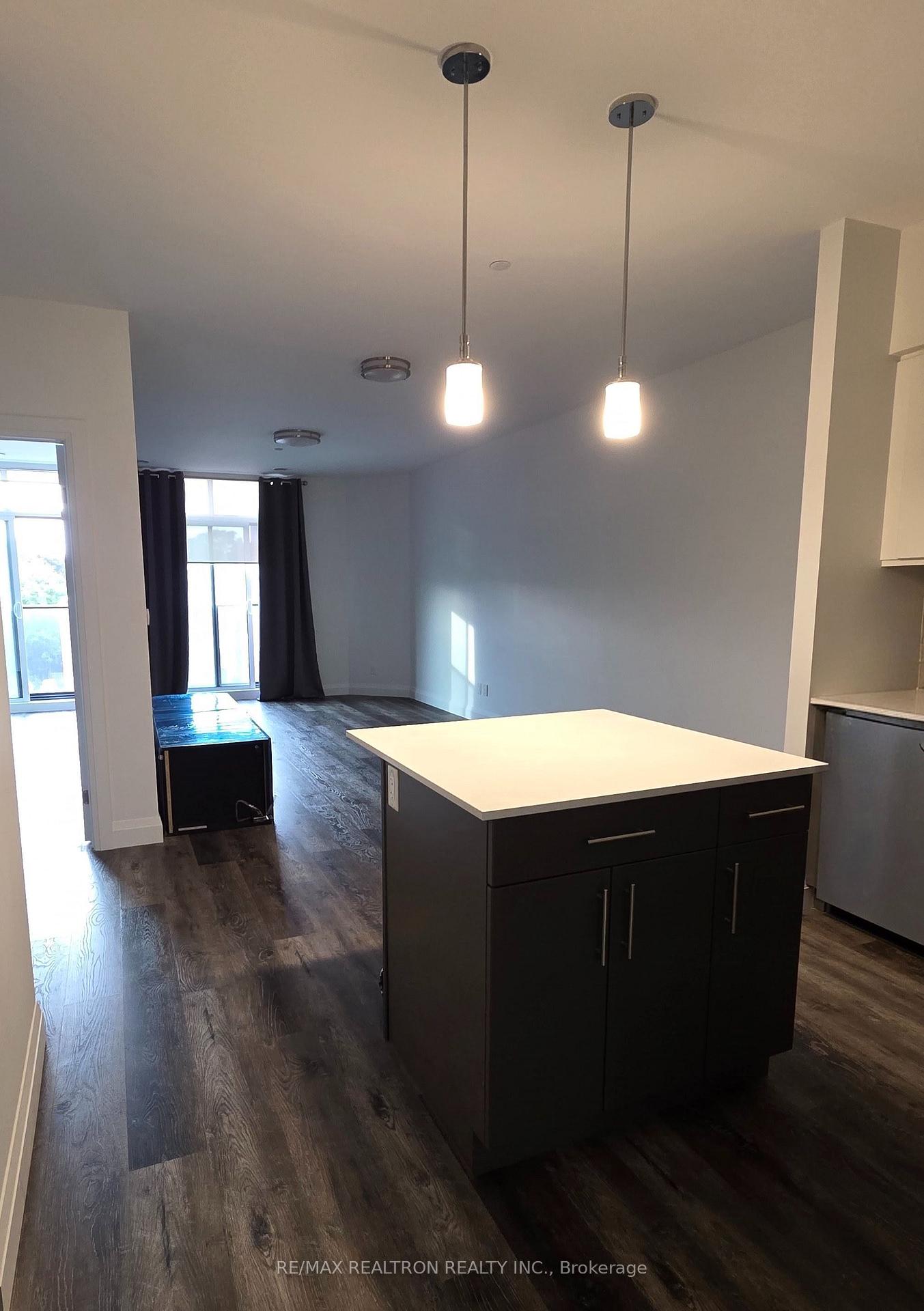 Photo 7 of Unit 302, 399 Queen Street S, Kitchener, Cedar Hill — HOMEH