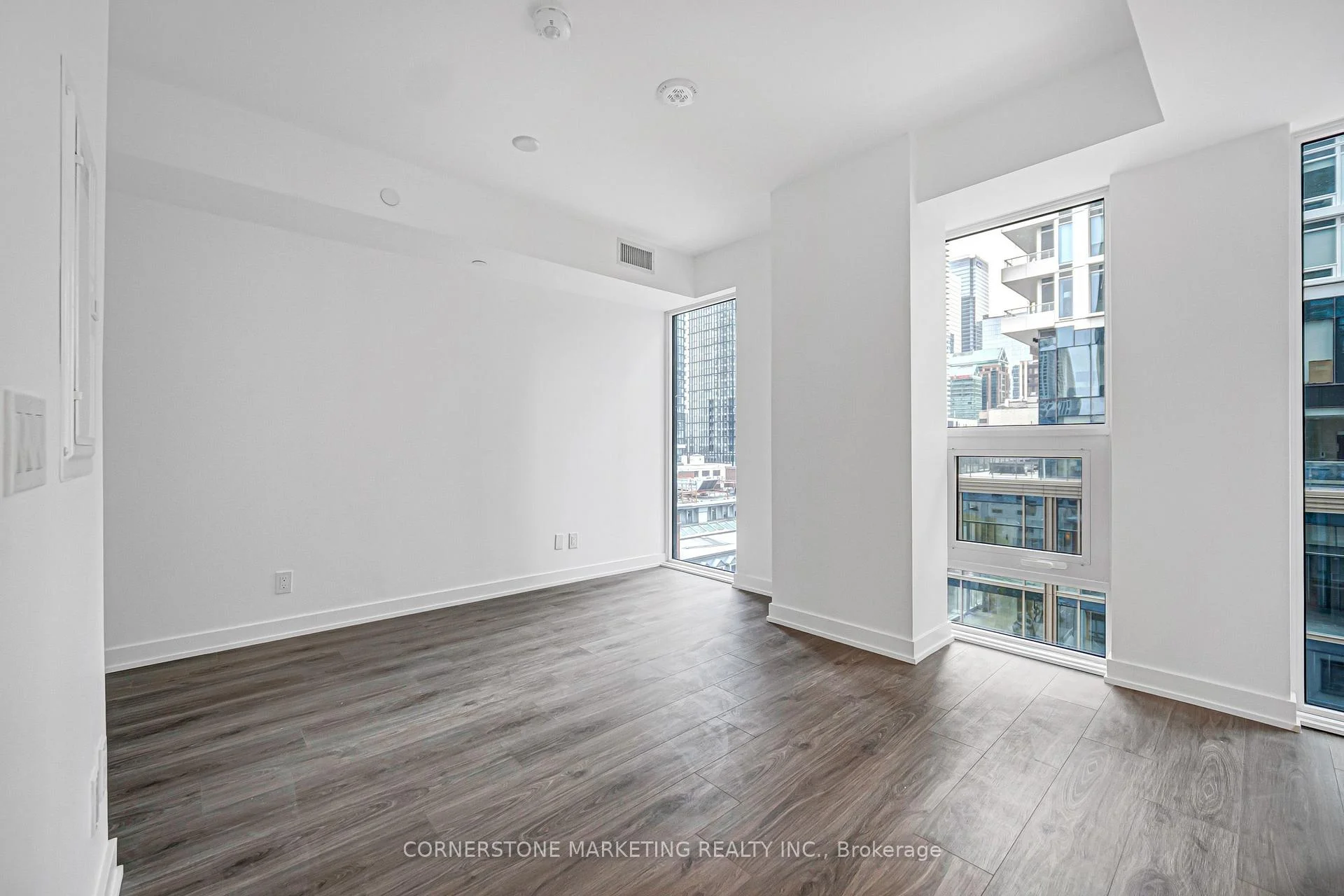 Photo 4 of Unit 910, 100 Queen Street E, Toronto, Church-Yonge Corridor — HOMEH
