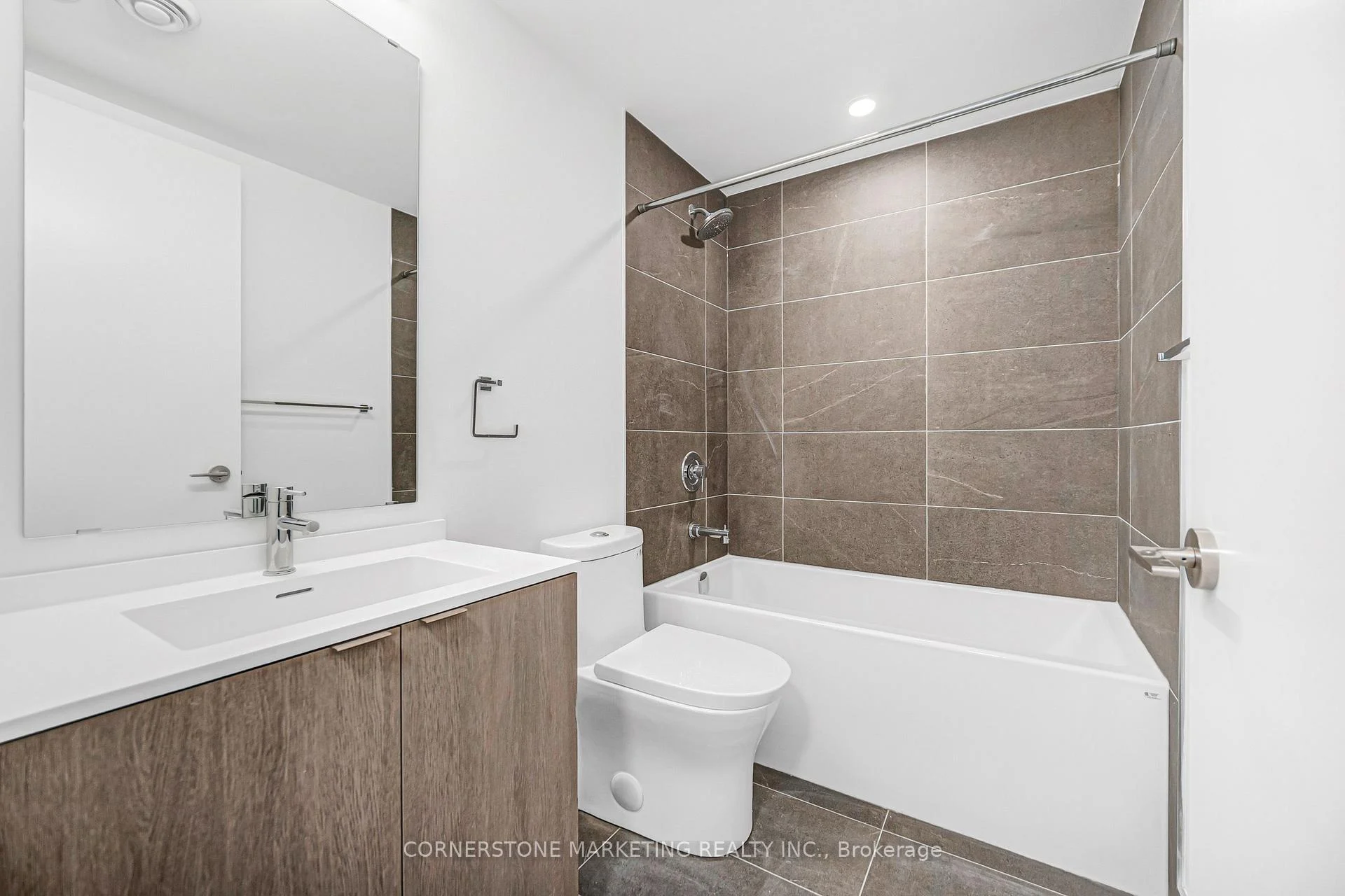Photo 14 of Unit 910, 100 Queen Street E, Toronto, Church-Yonge Corridor — HOMEH