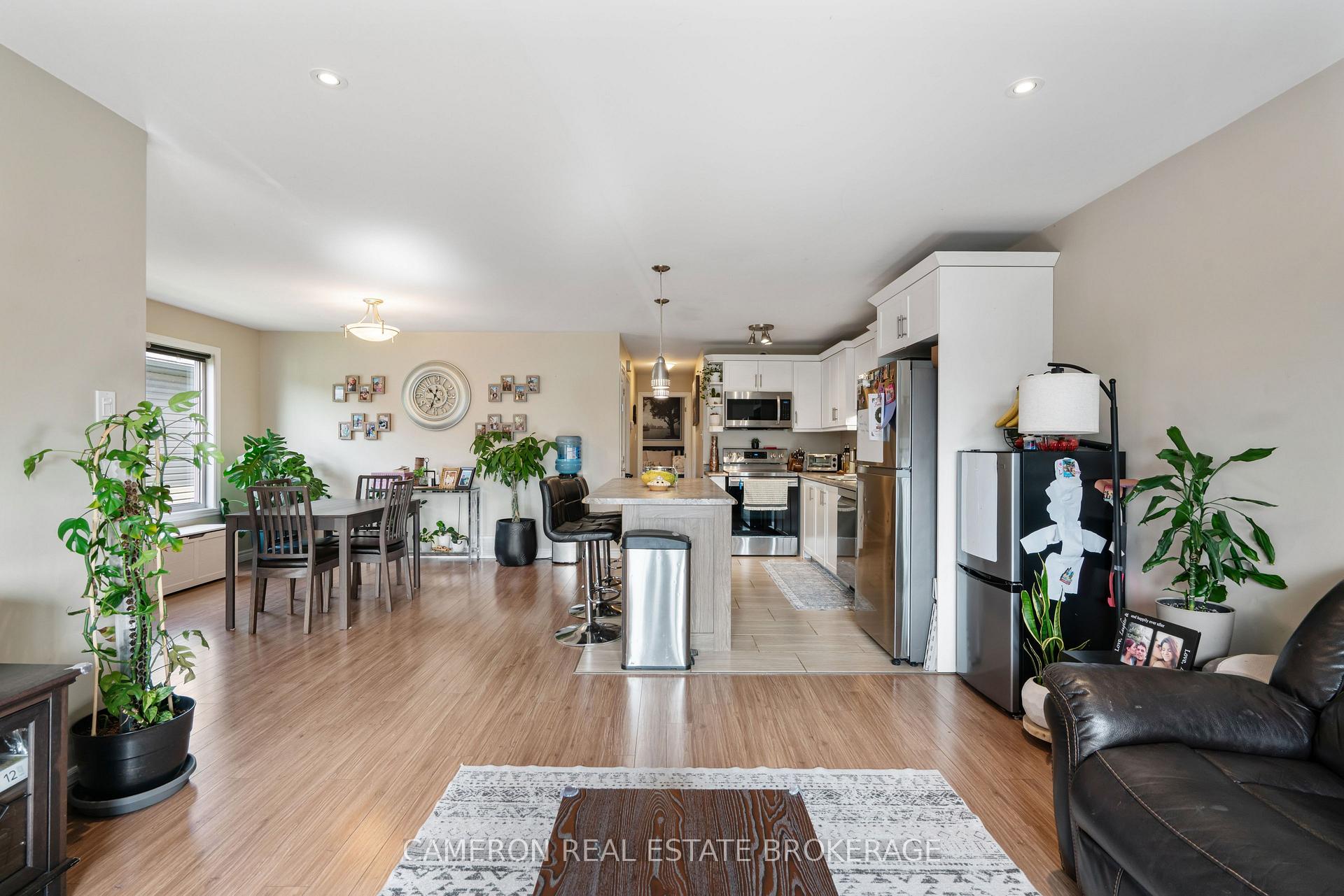 Photo 8 of 137 Bellwood Drive, Cornwall, Cornwall — HOMEH