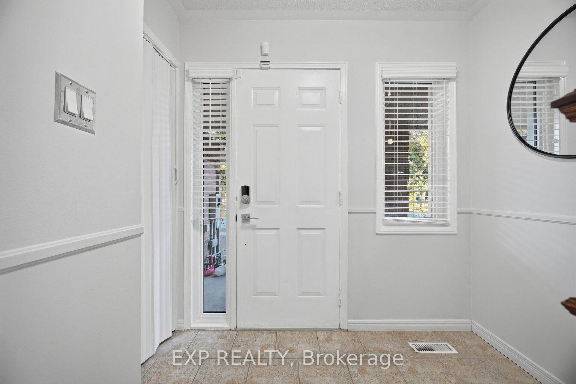 Photo 6 of 3103 Augusta Drive, Mississauga, Meadowvale — HOMEH