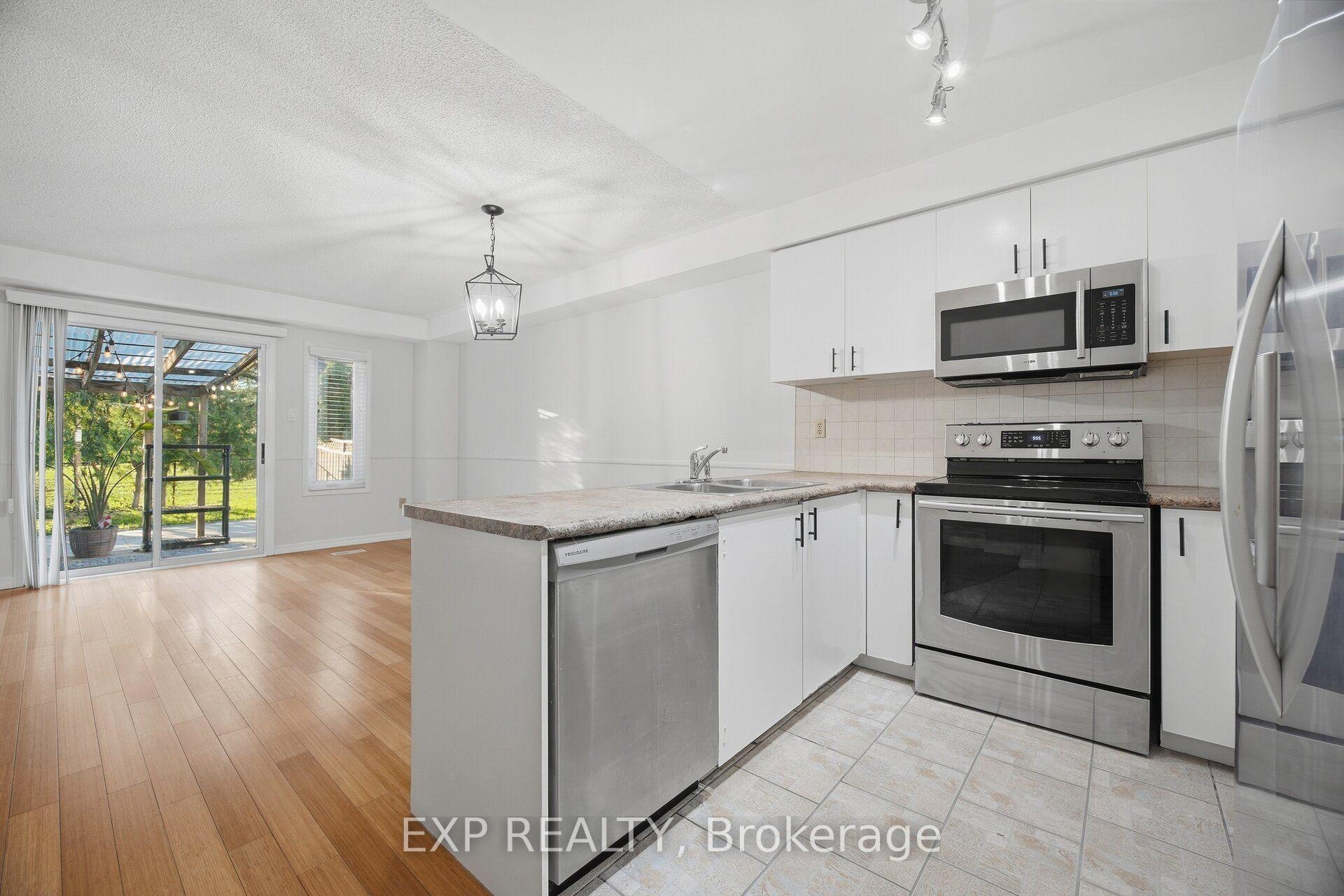 Photo 10 of 3103 Augusta Drive, Mississauga, Meadowvale — HOMEH